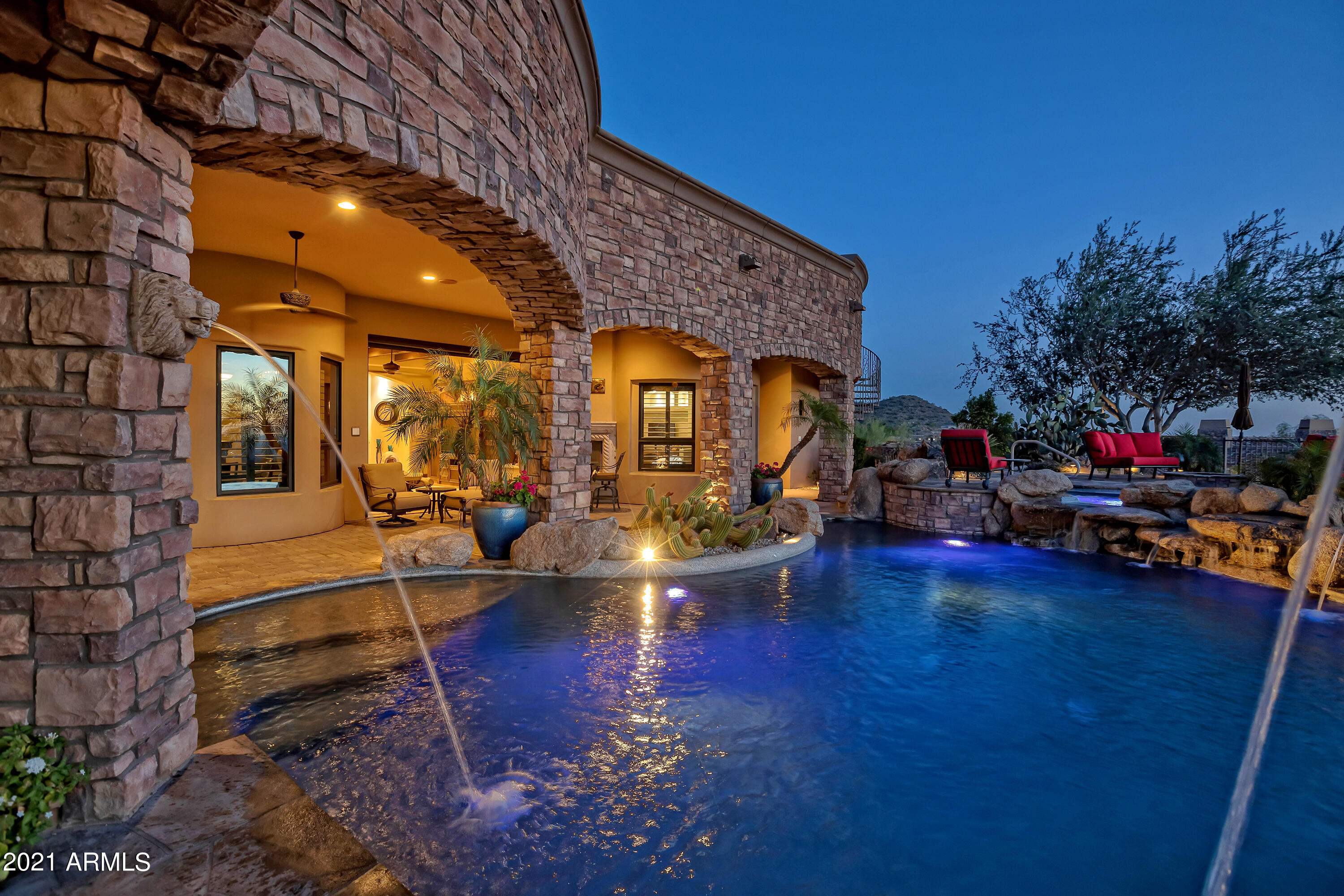 DIAMOND POINT AT LAS SENDAS MOUNTAIN - Residential