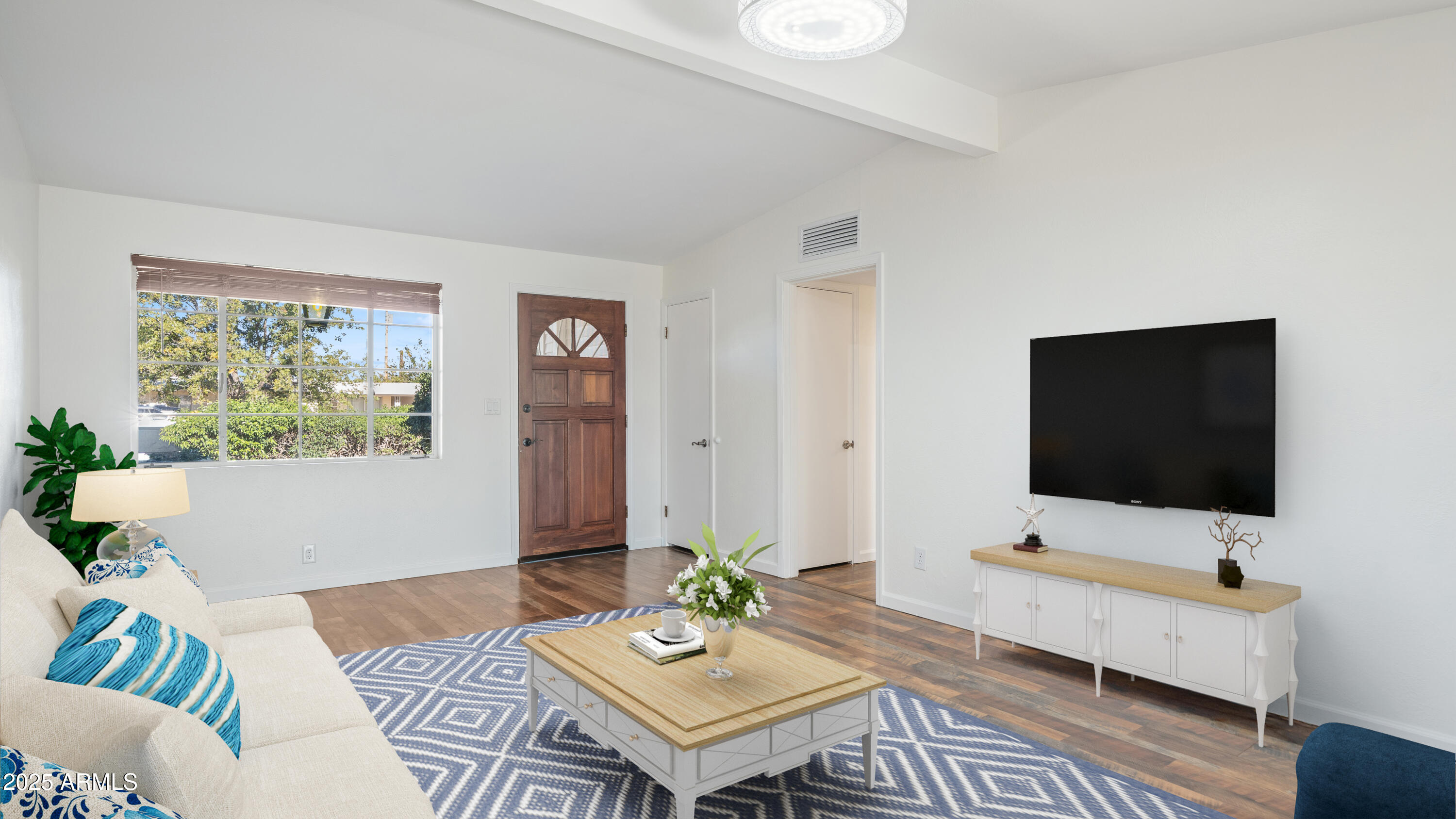 GARDEN CANYON 2 - Residential