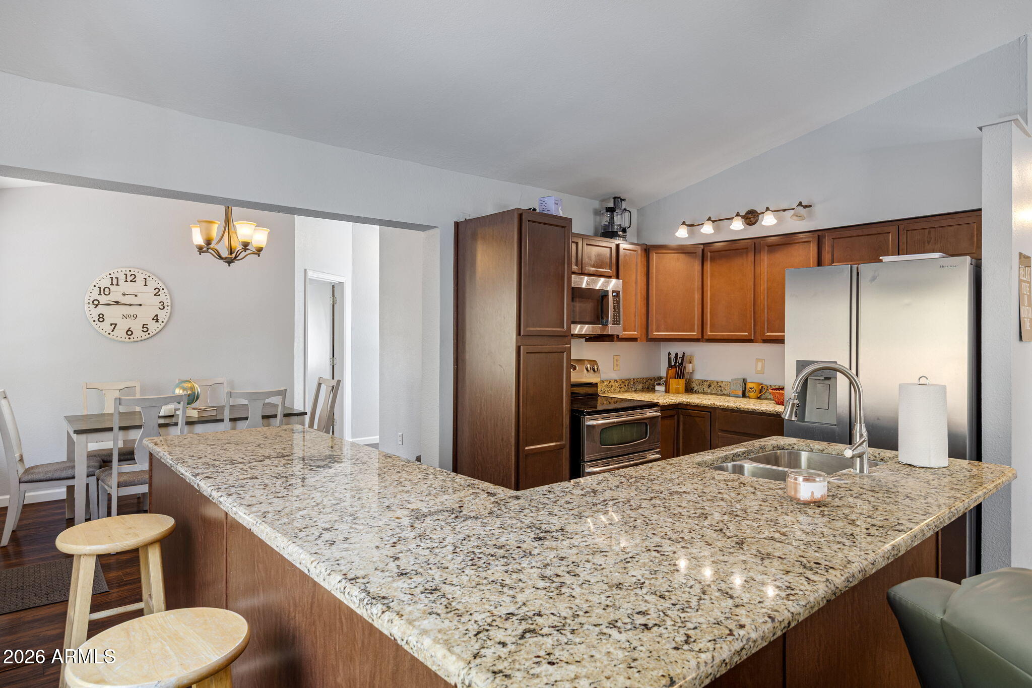 RIM VIEW - Residential