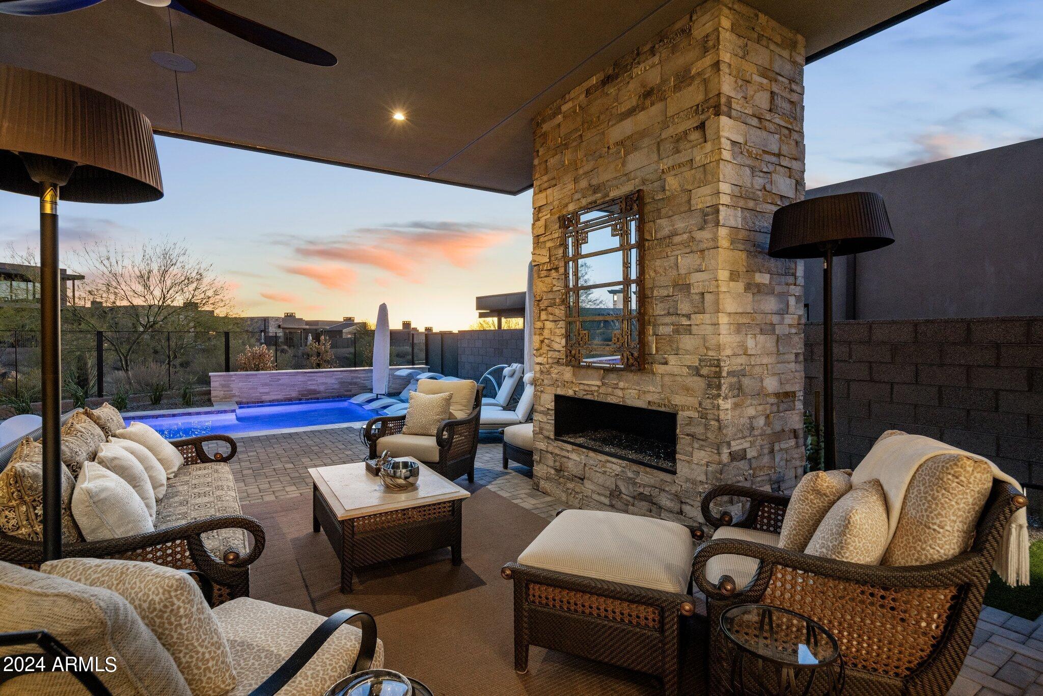DESERT MOUNTAIN - Residential