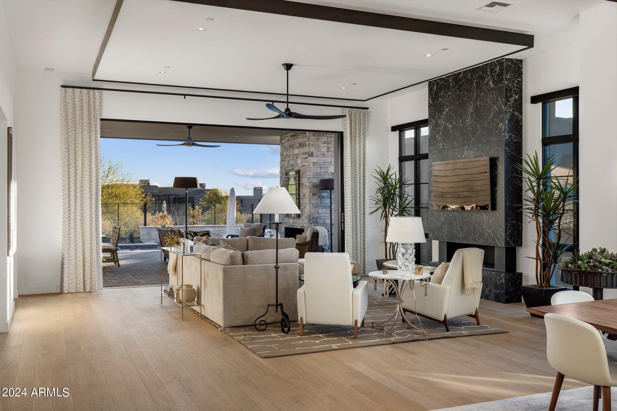 DESERT MOUNTAIN - Residential
