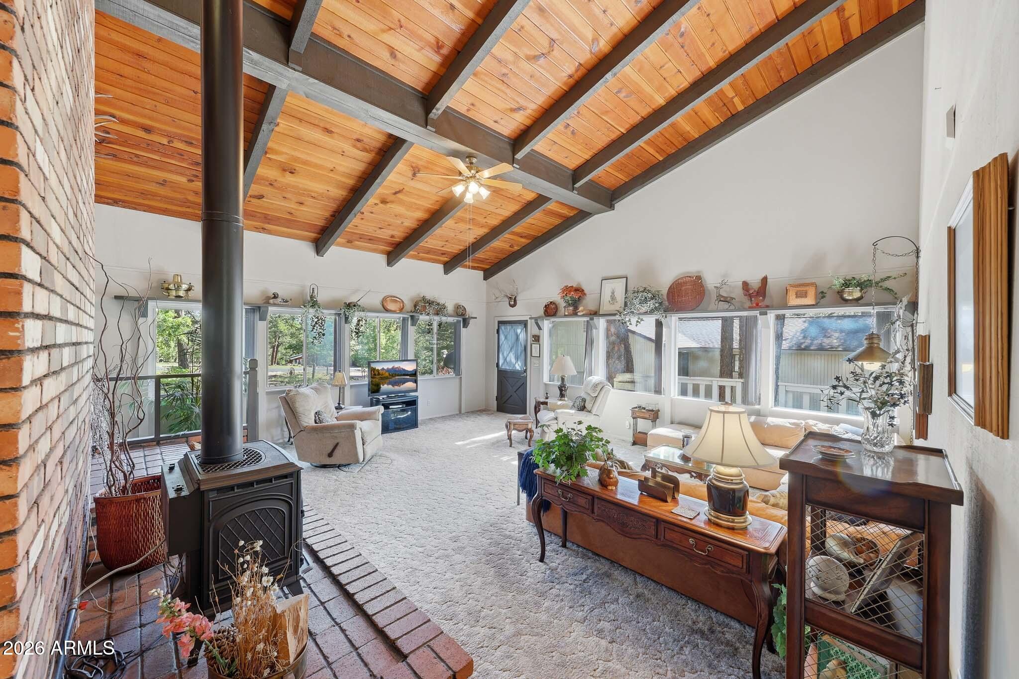 PINEWOOD 1 - Residential