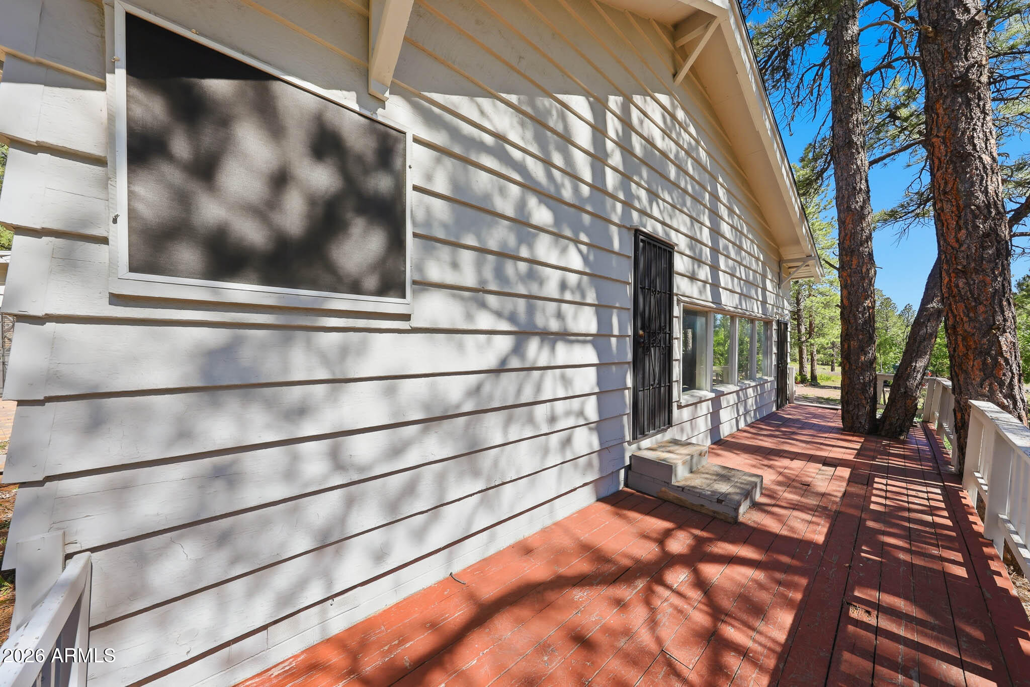 PINEWOOD 1 - Residential