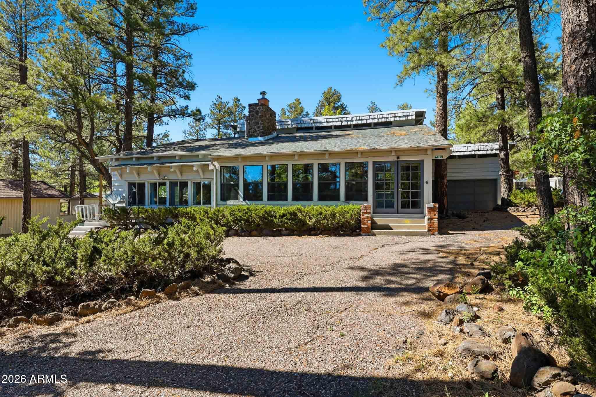 PINEWOOD 1 - Residential