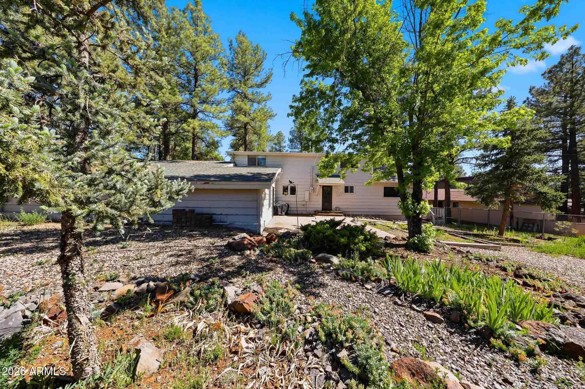 PINEWOOD 1 - Residential