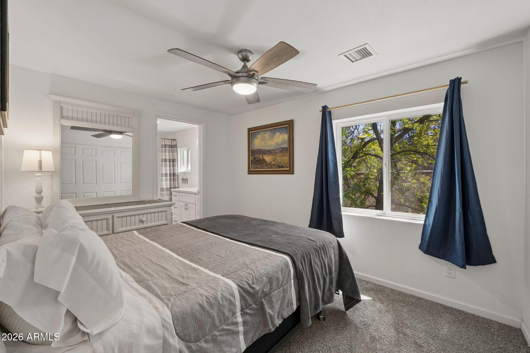 INDIAN CREEK - Residential