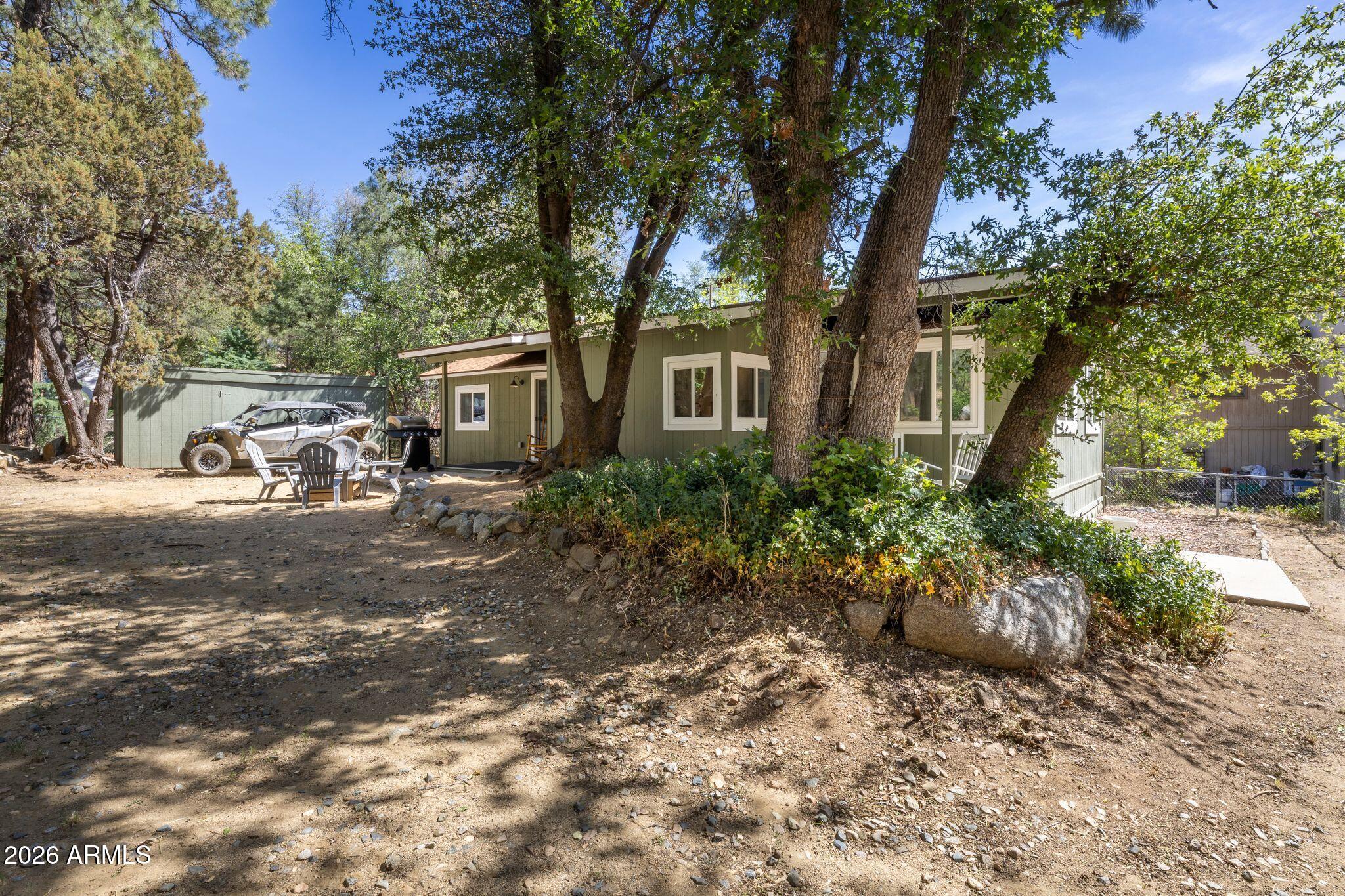 INDIAN CREEK - Residential
