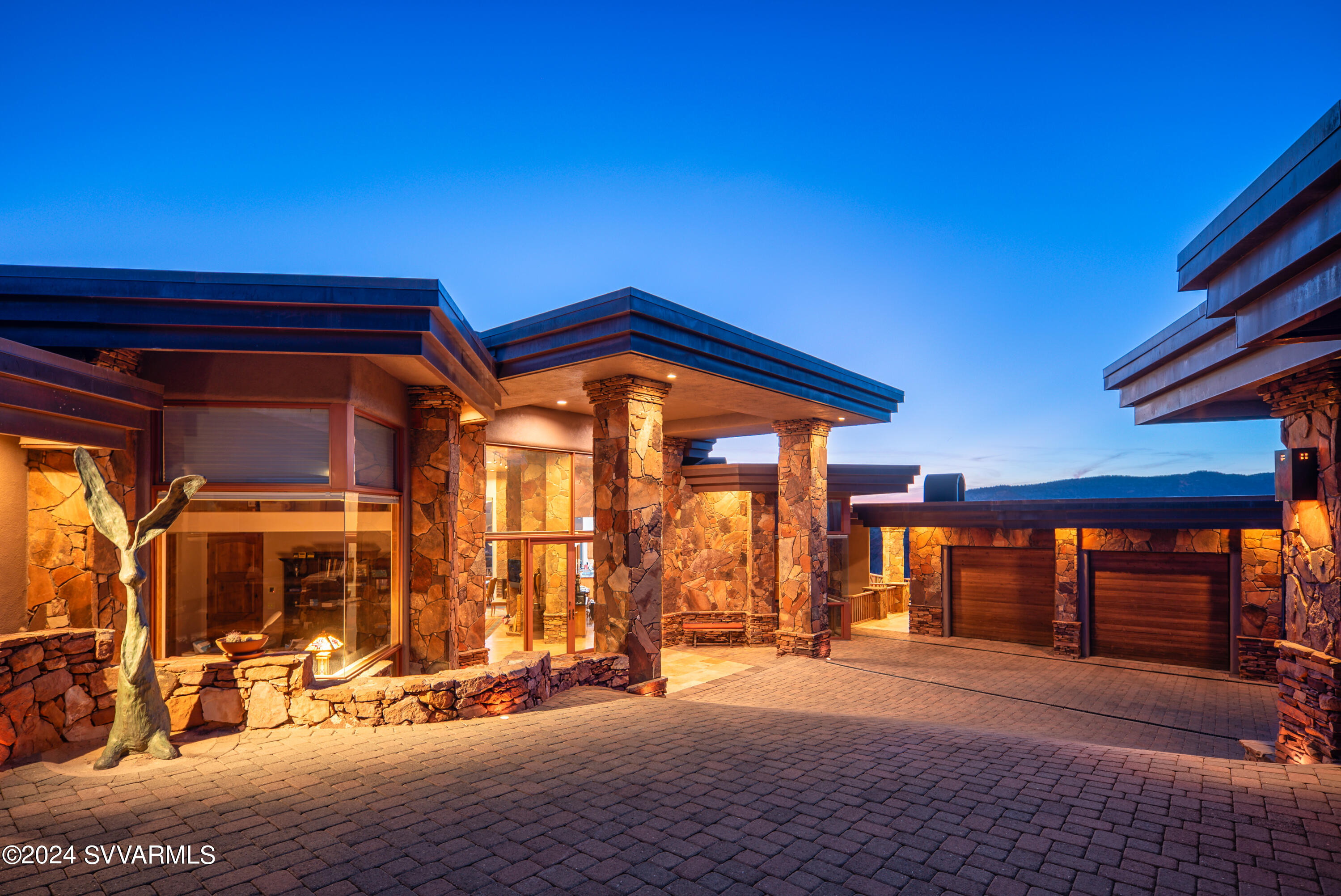 Back-O-Beyond Ran - Residential