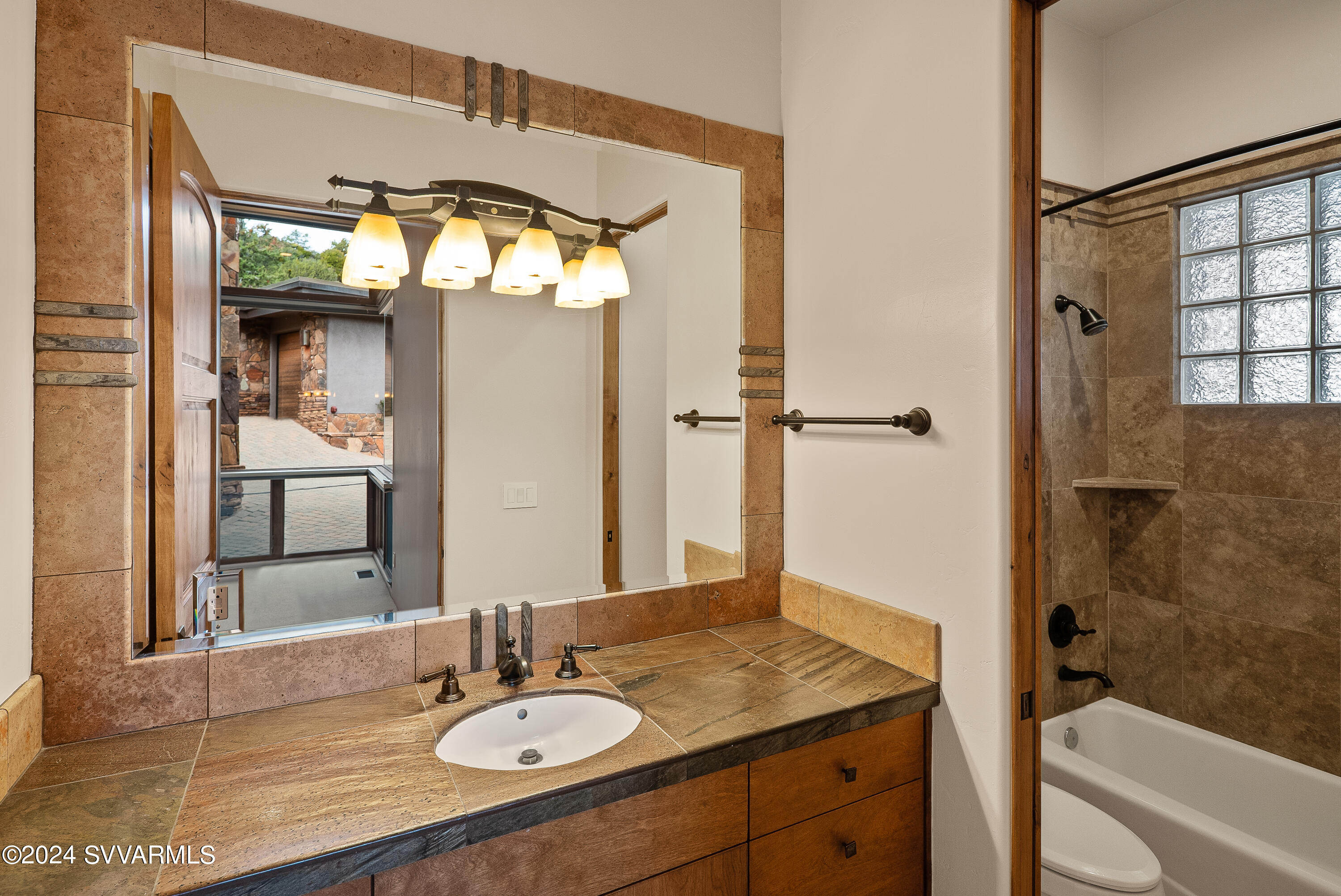 Back-O-Beyond Ran - Residential