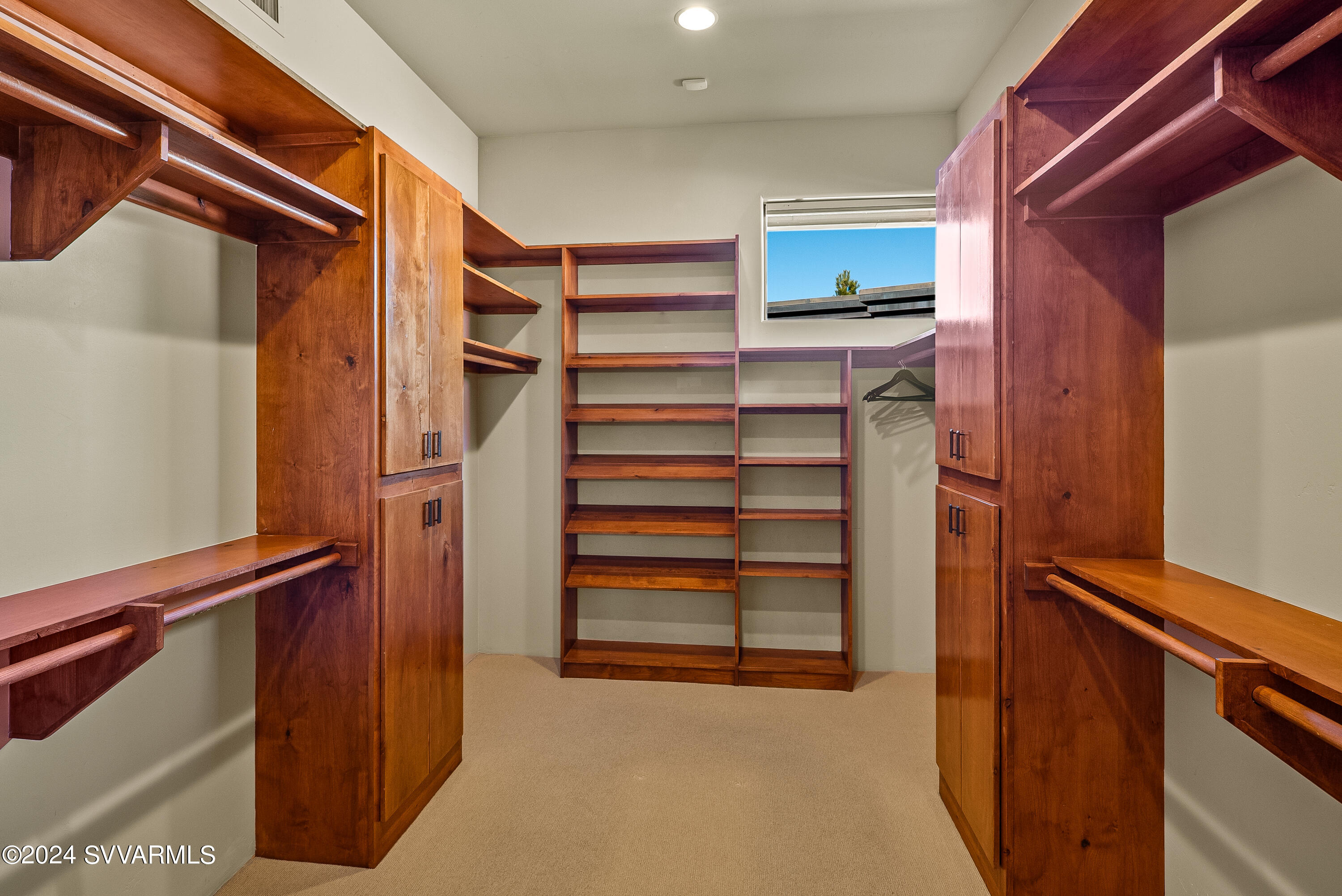 Back-O-Beyond Ran - Residential