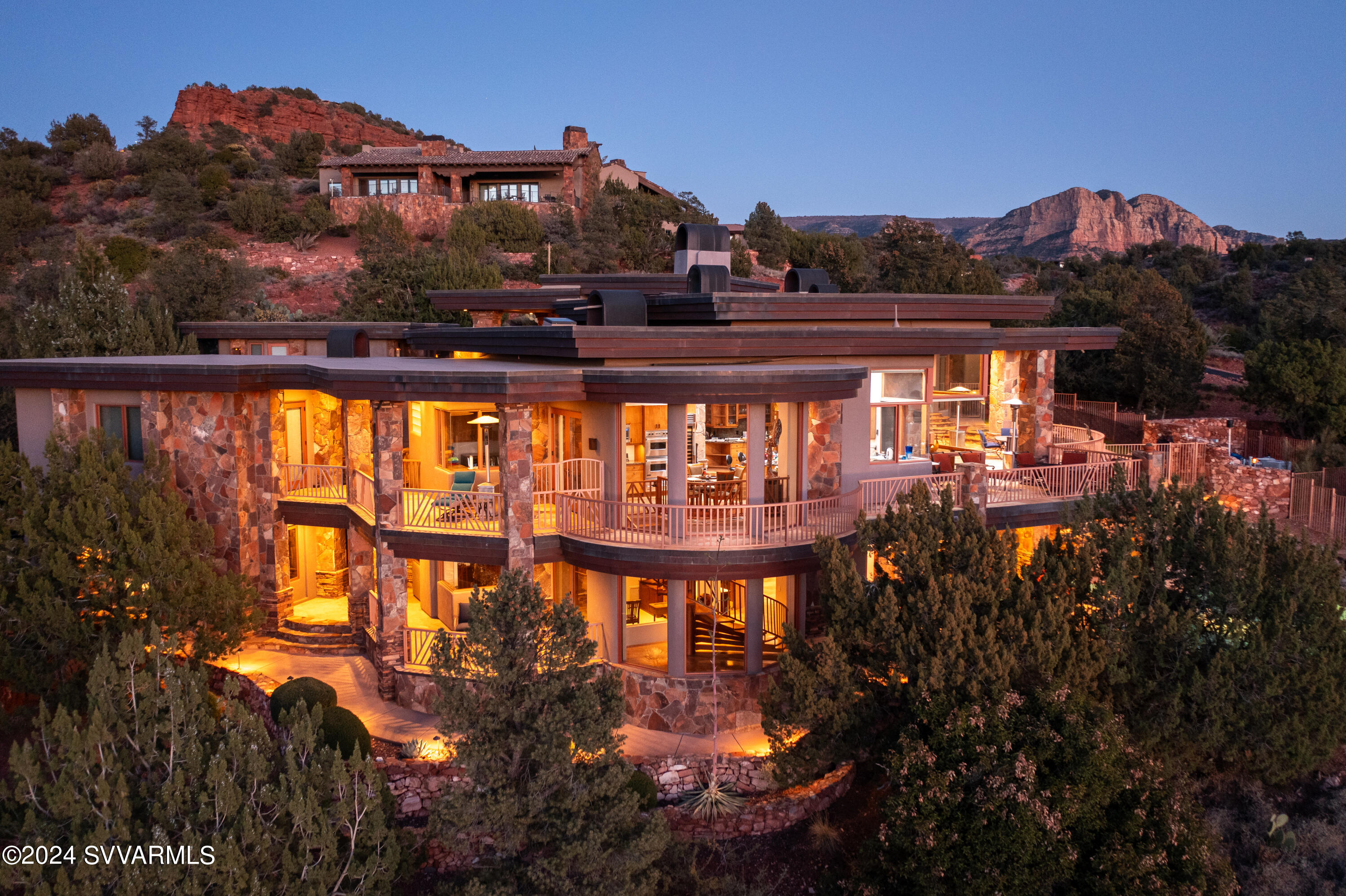 Back-O-Beyond Ran - Residential