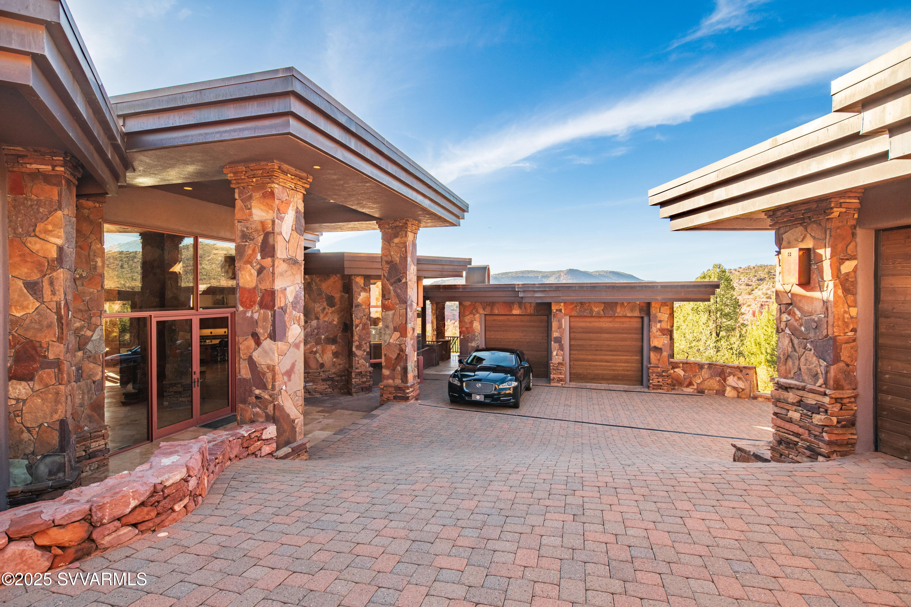 Back-O-Beyond Ran - Residential