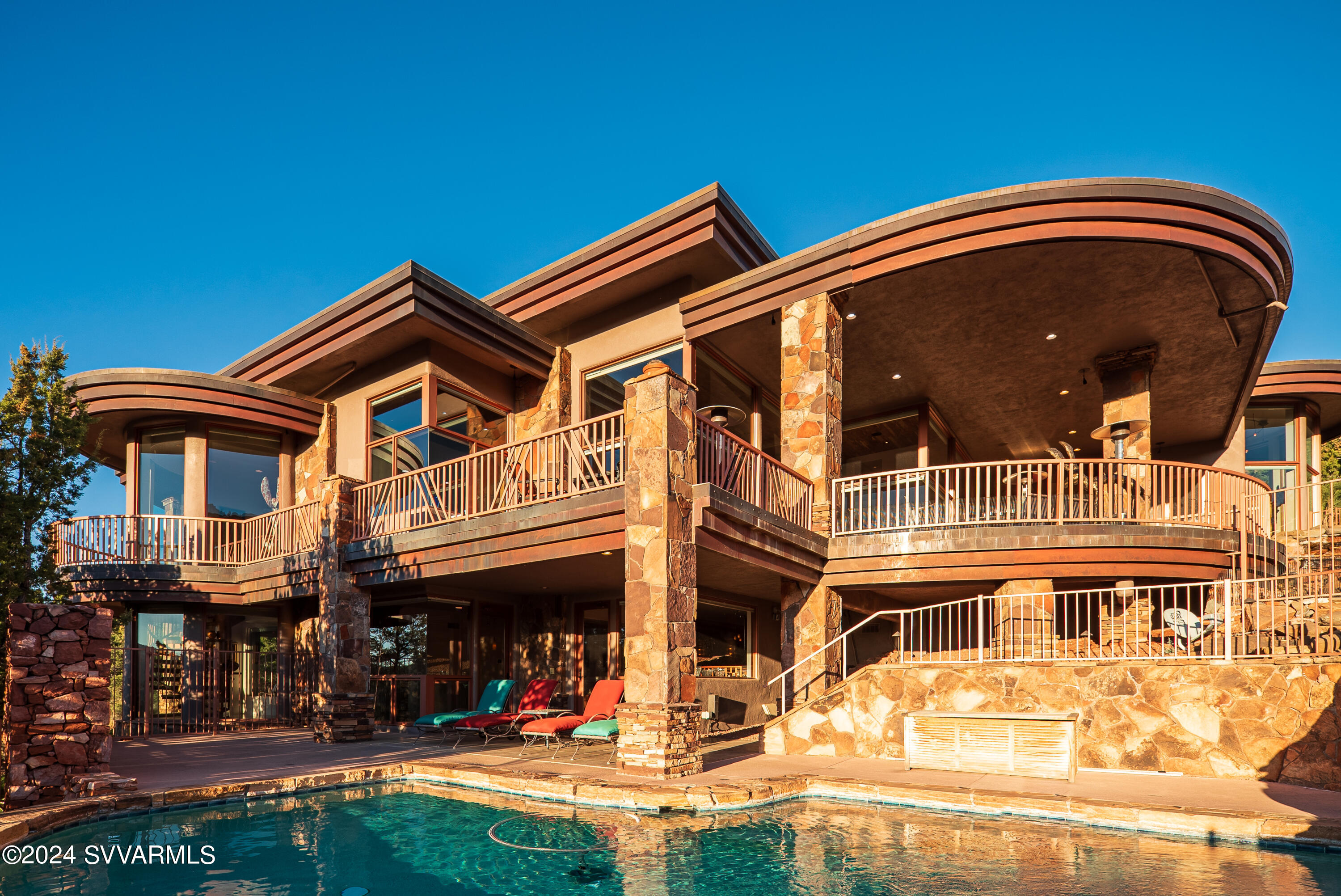 Back-O-Beyond Ran - Residential