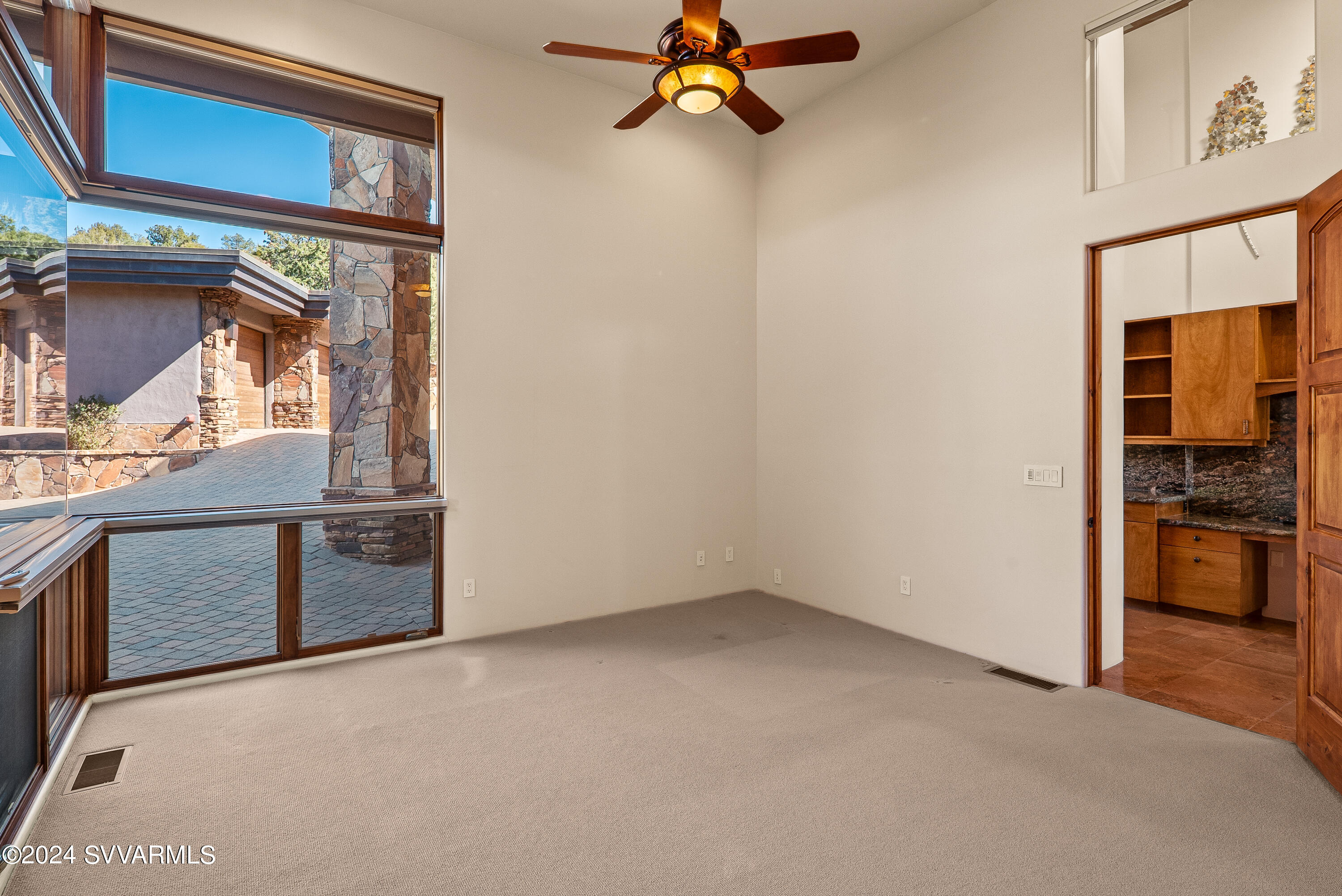Back-O-Beyond Ran - Residential
