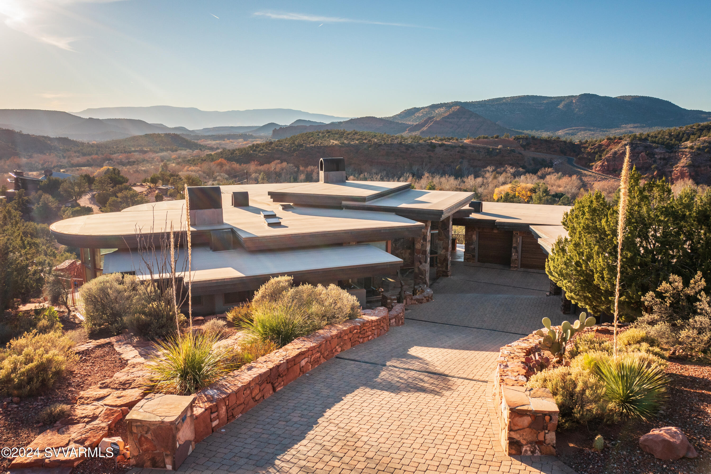 Back-O-Beyond Ran - Residential