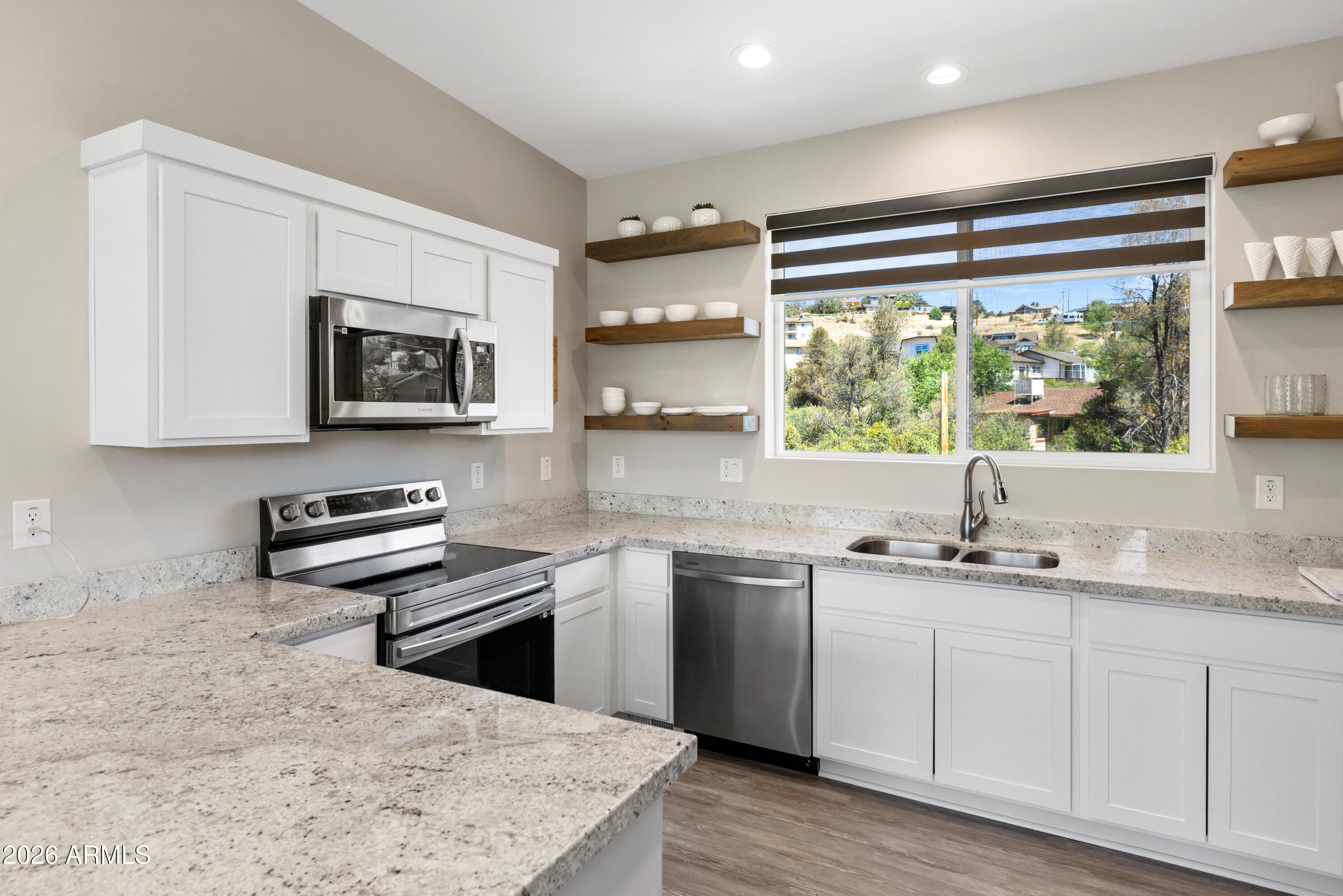 DIAMOND VALLEY 7 - Residential