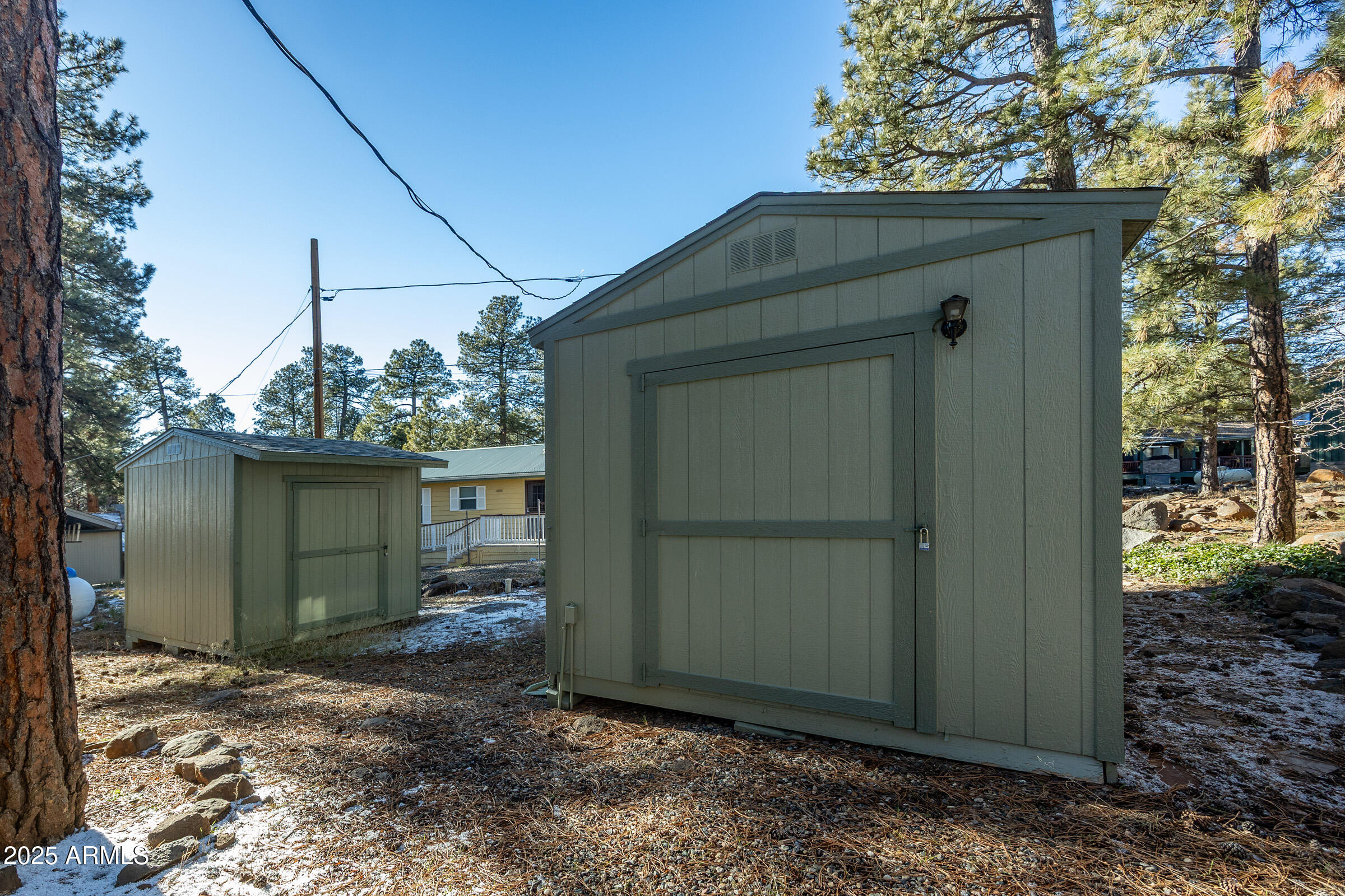 PINEWOOD 7 - Residential