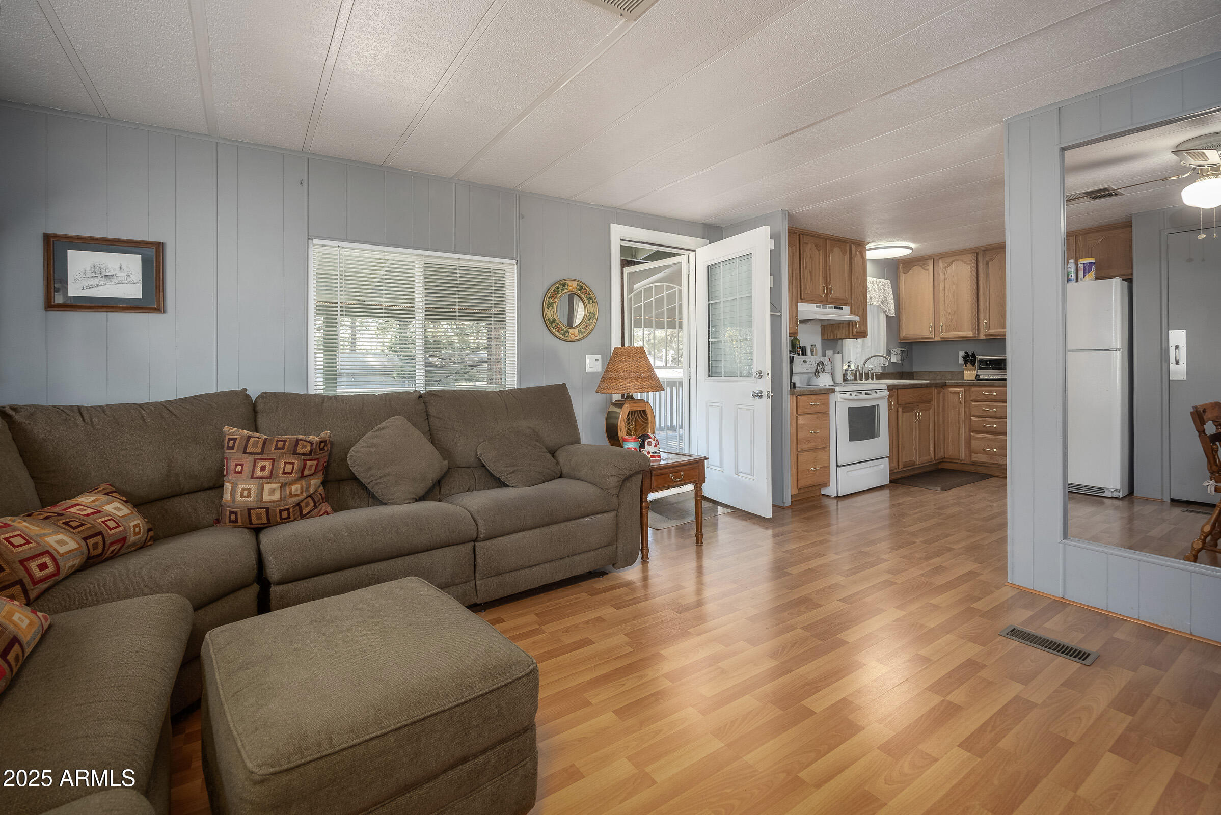 PINEWOOD 7 - Residential