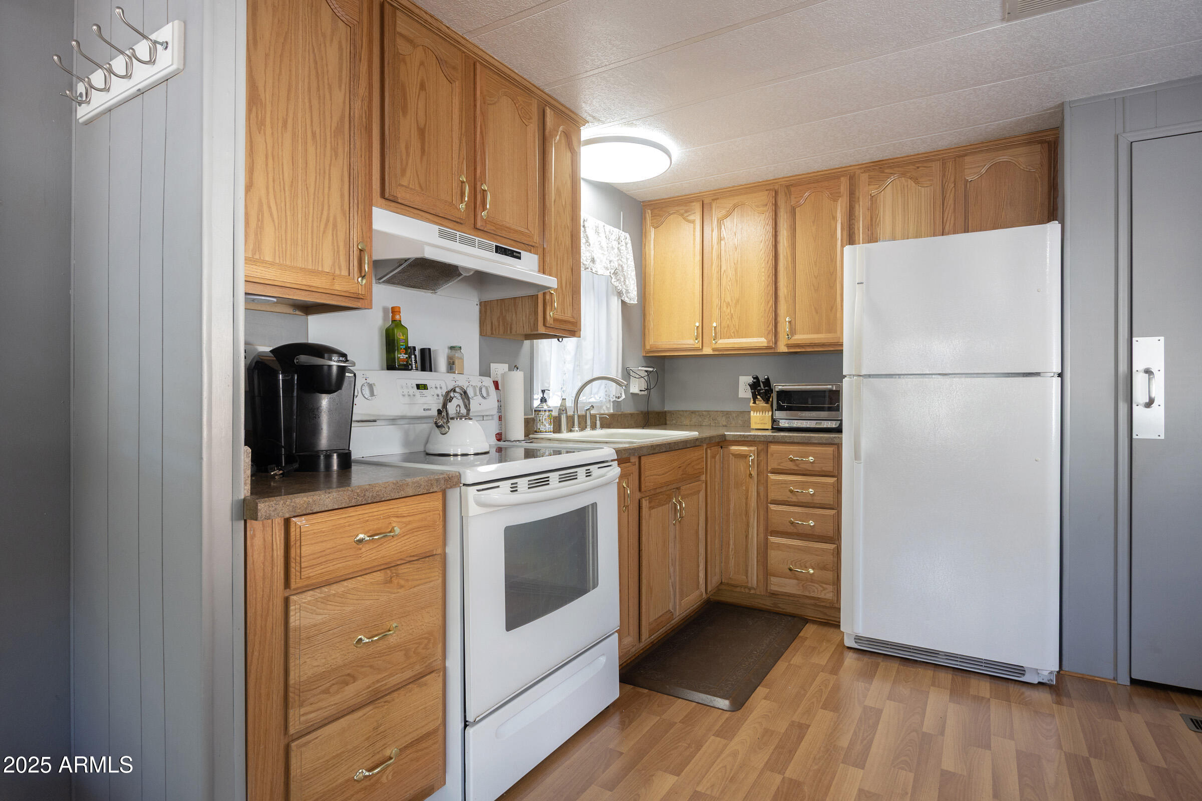 PINEWOOD 7 - Residential