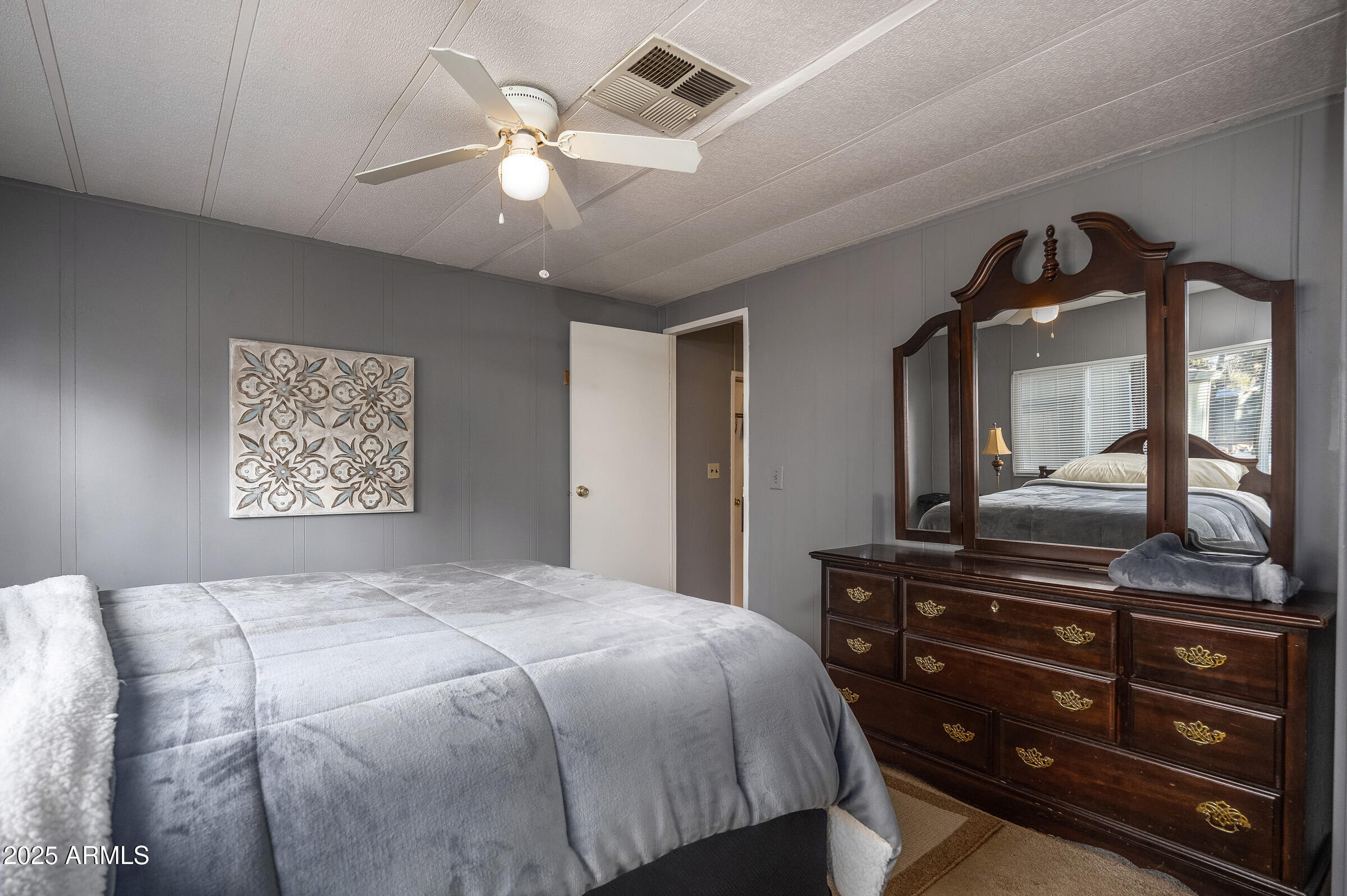 PINEWOOD 7 - Residential