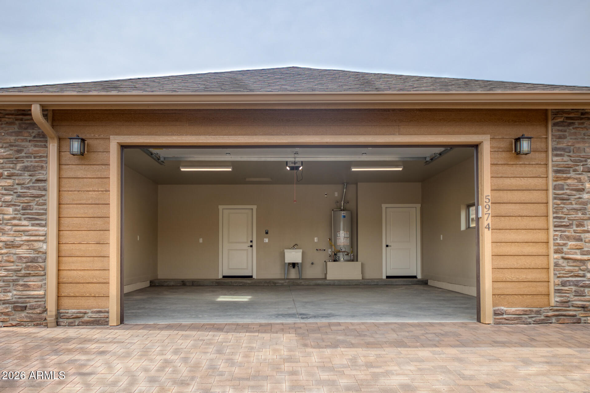 ELK SPRINGS - Residential