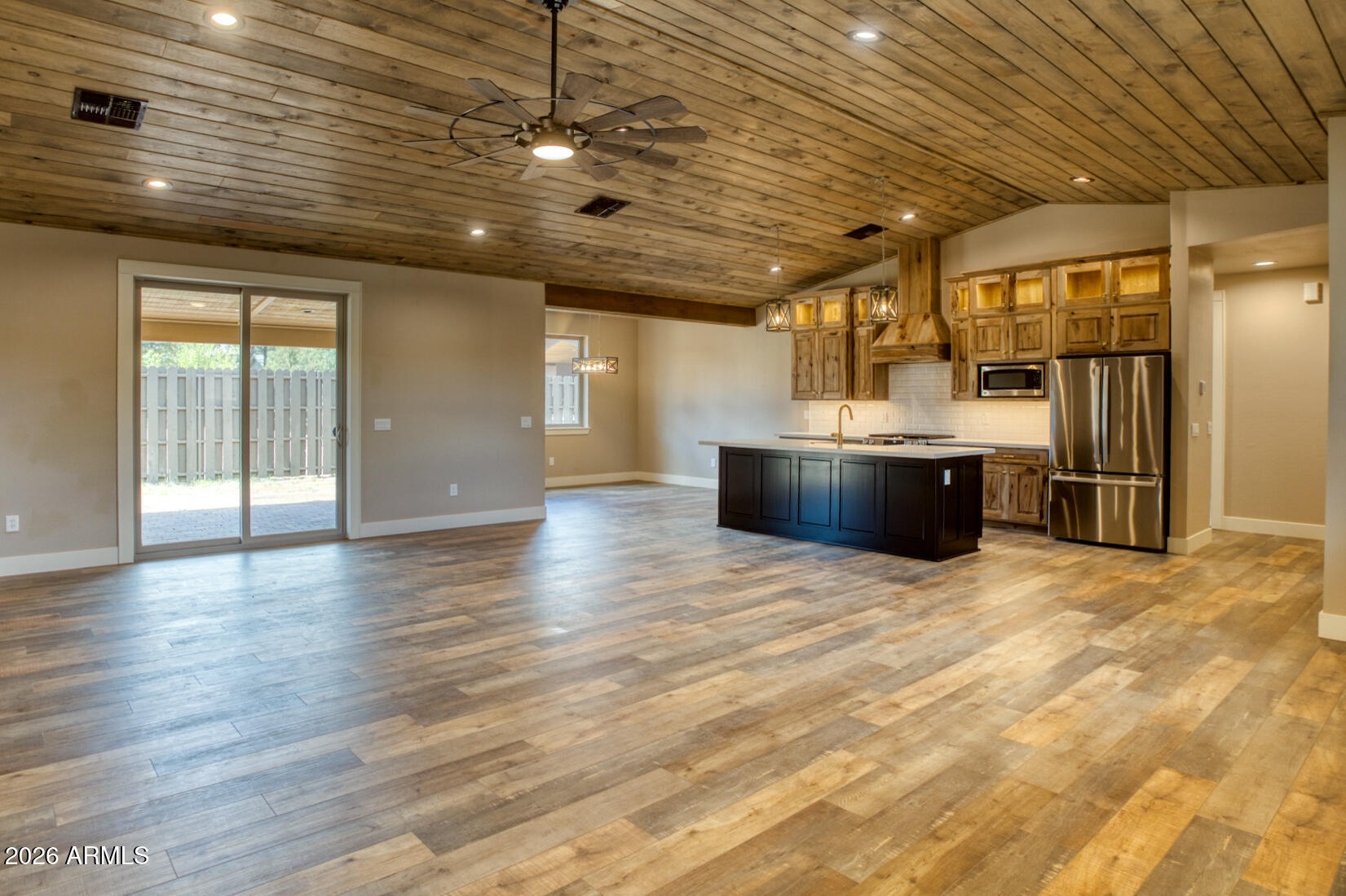 ELK SPRINGS - Residential