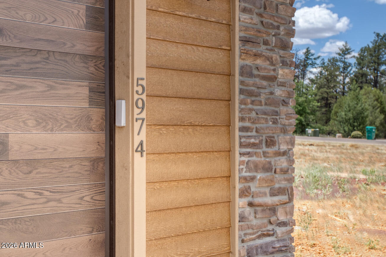 ELK SPRINGS - Residential