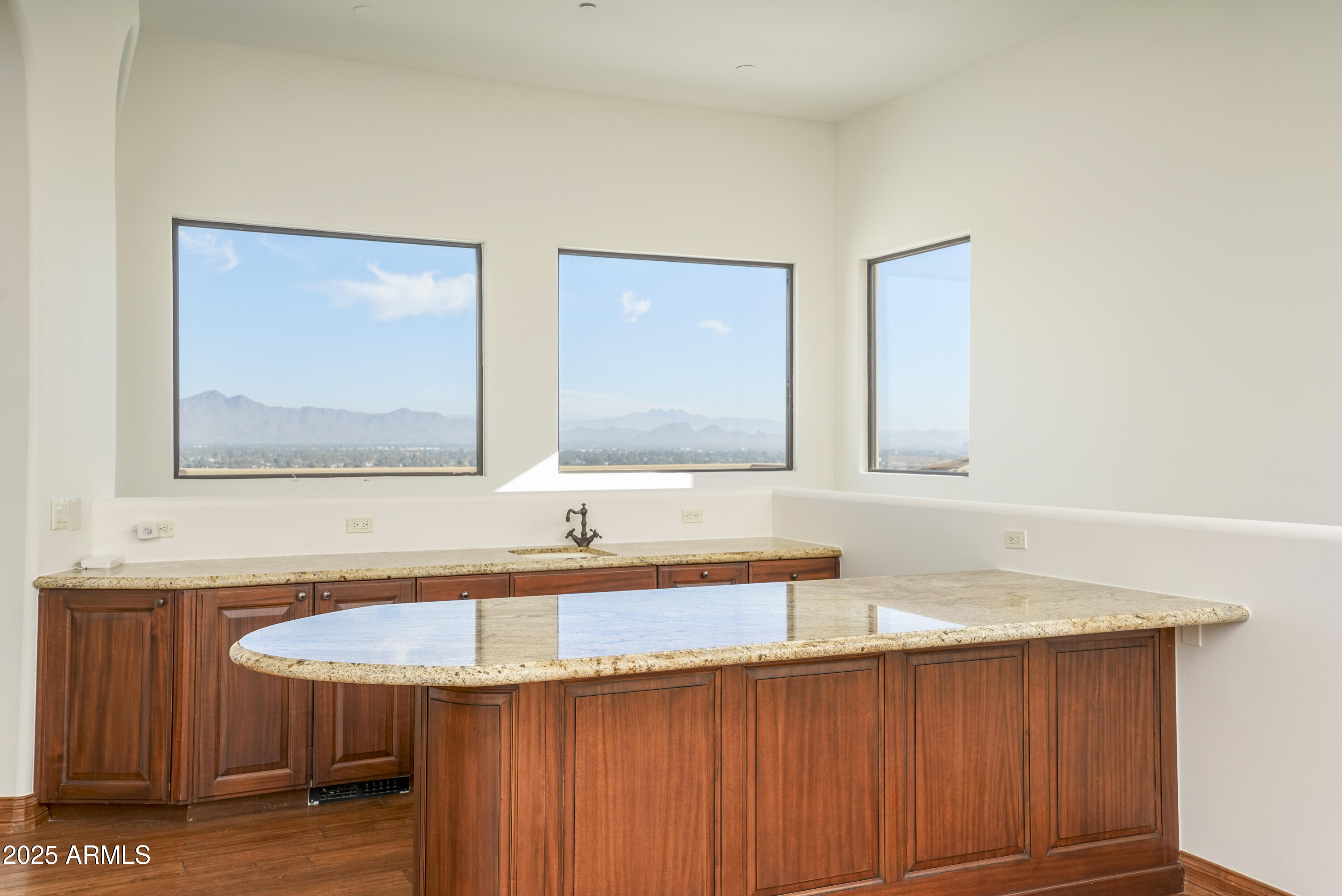 PANAROMA ESTATES - Residential