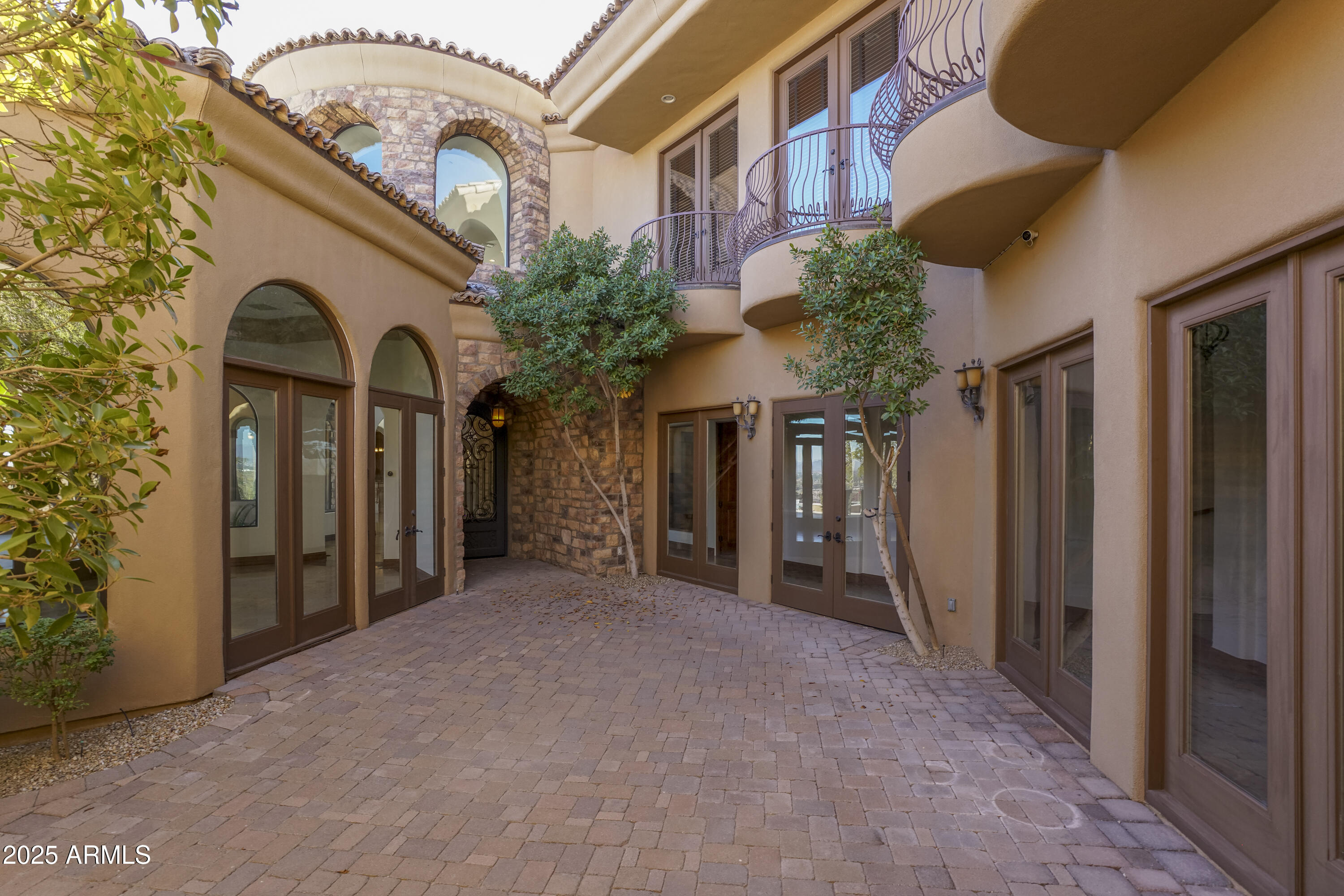 PANAROMA ESTATES - Residential