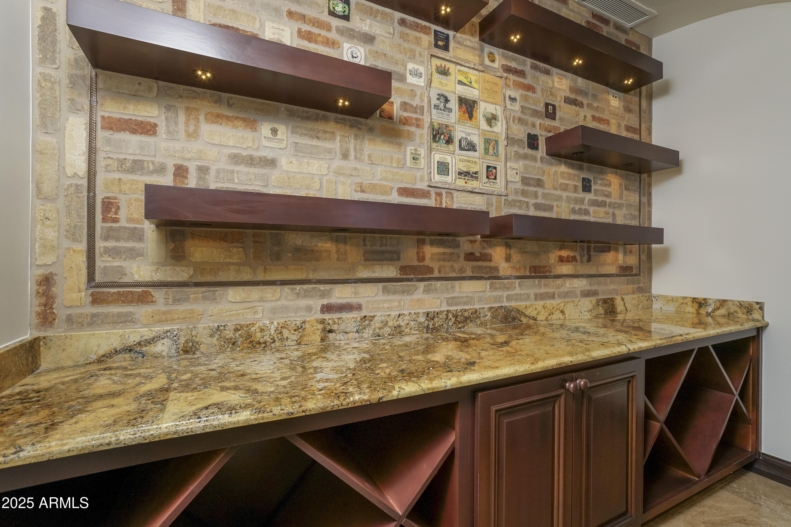 PANAROMA ESTATES - Residential