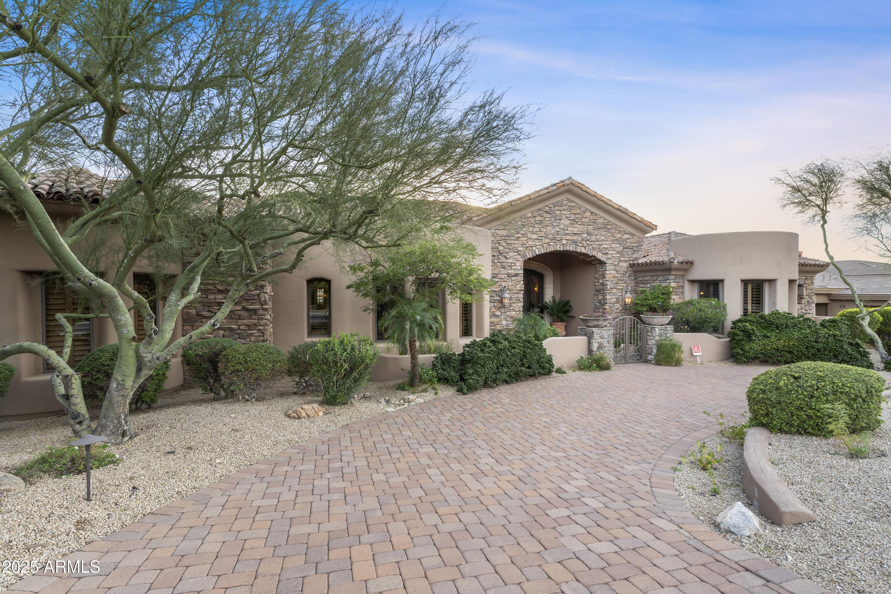 Rancho Trinadad - Residential