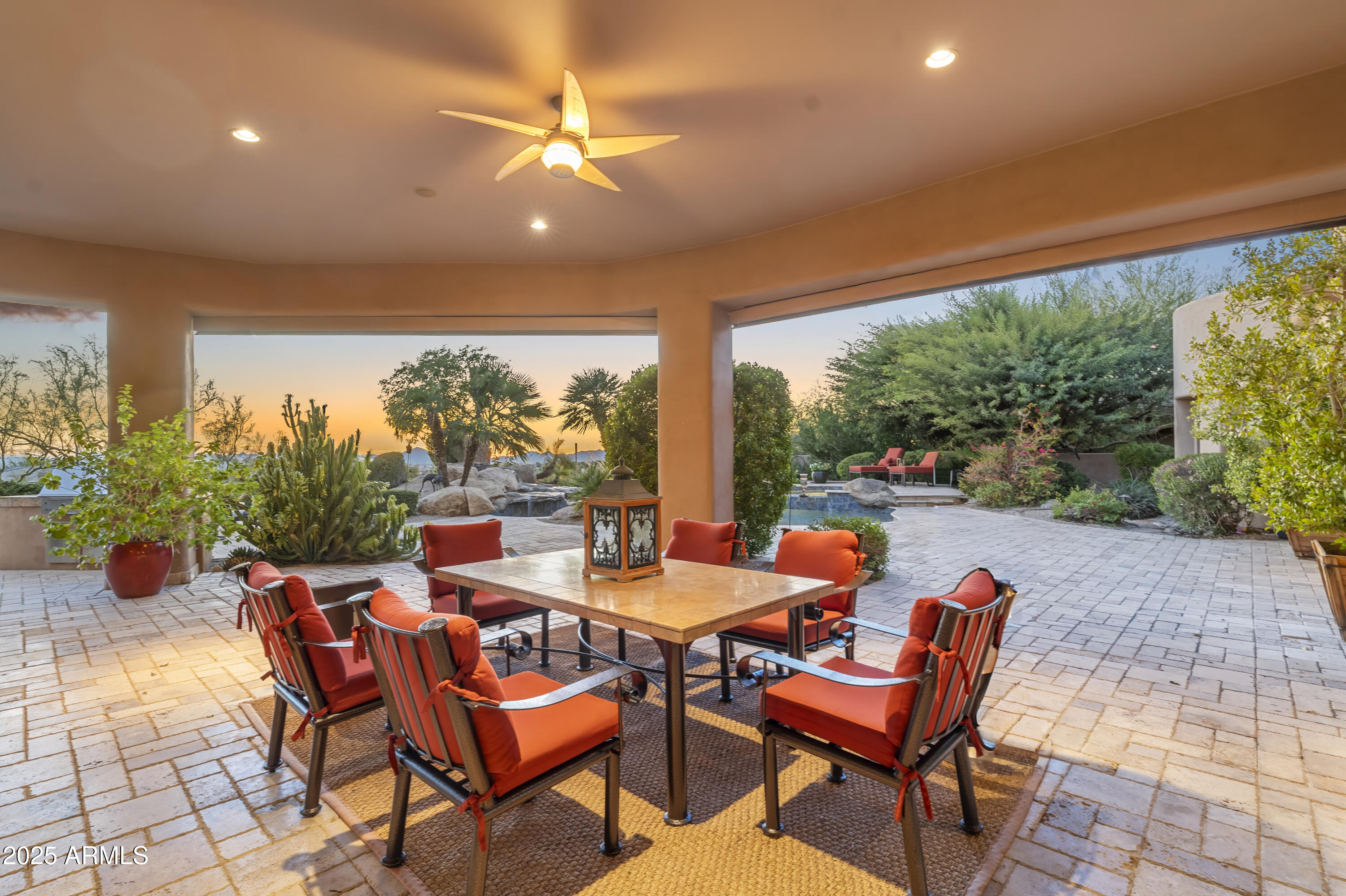 Rancho Trinadad - Residential