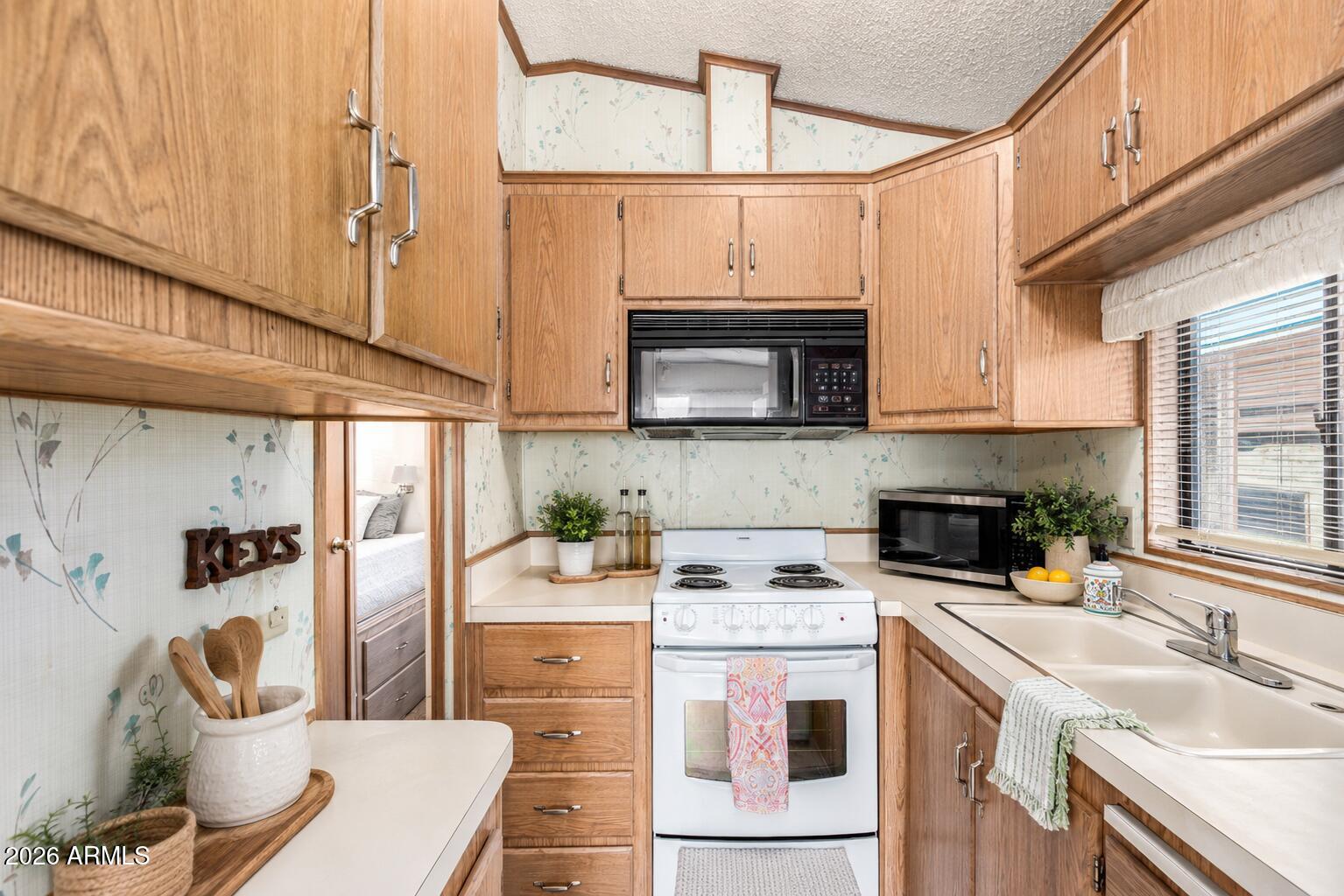 GOLDEN VISTA RV RESORT - Residential