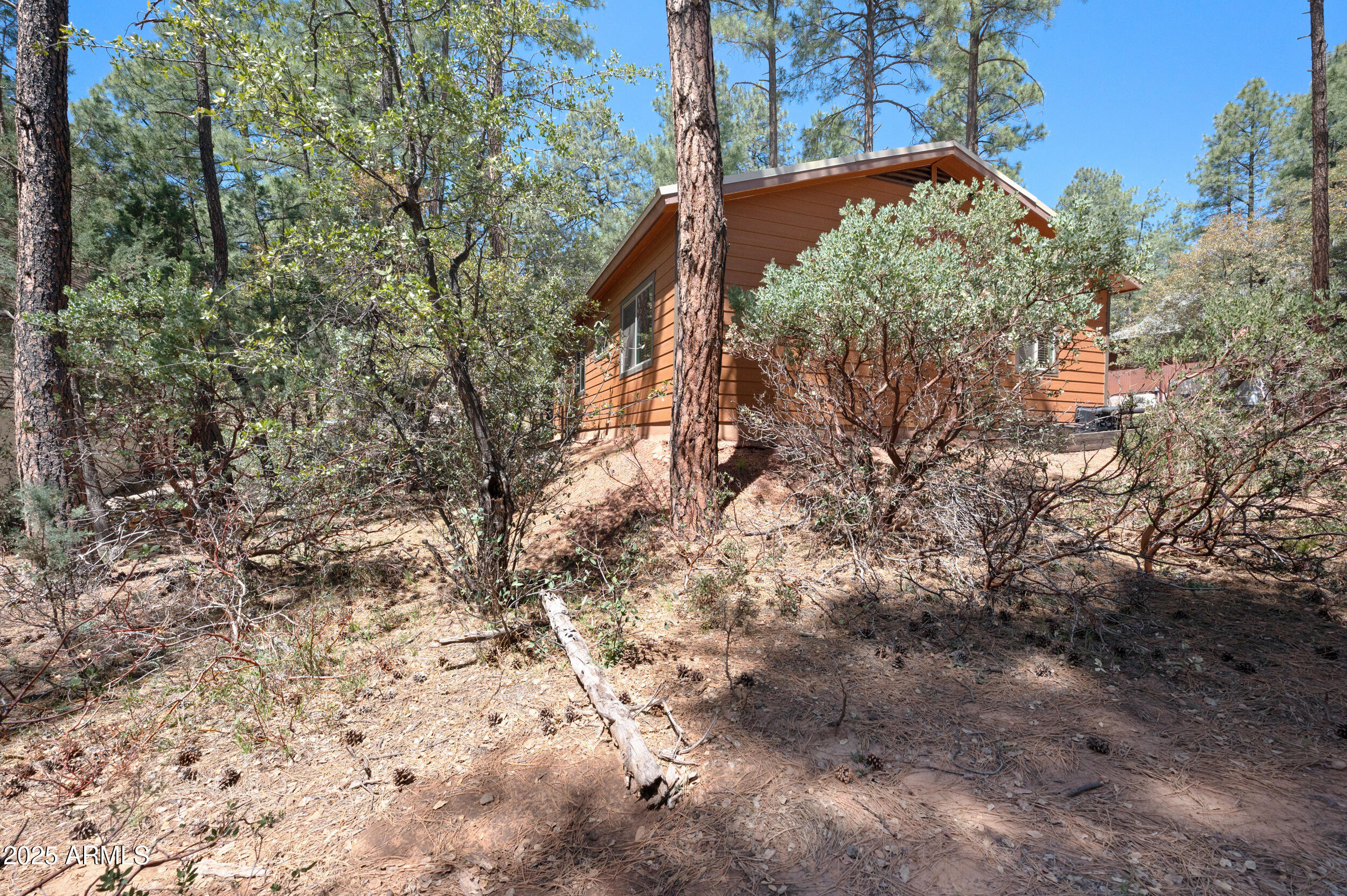 COOL PINES - Residential