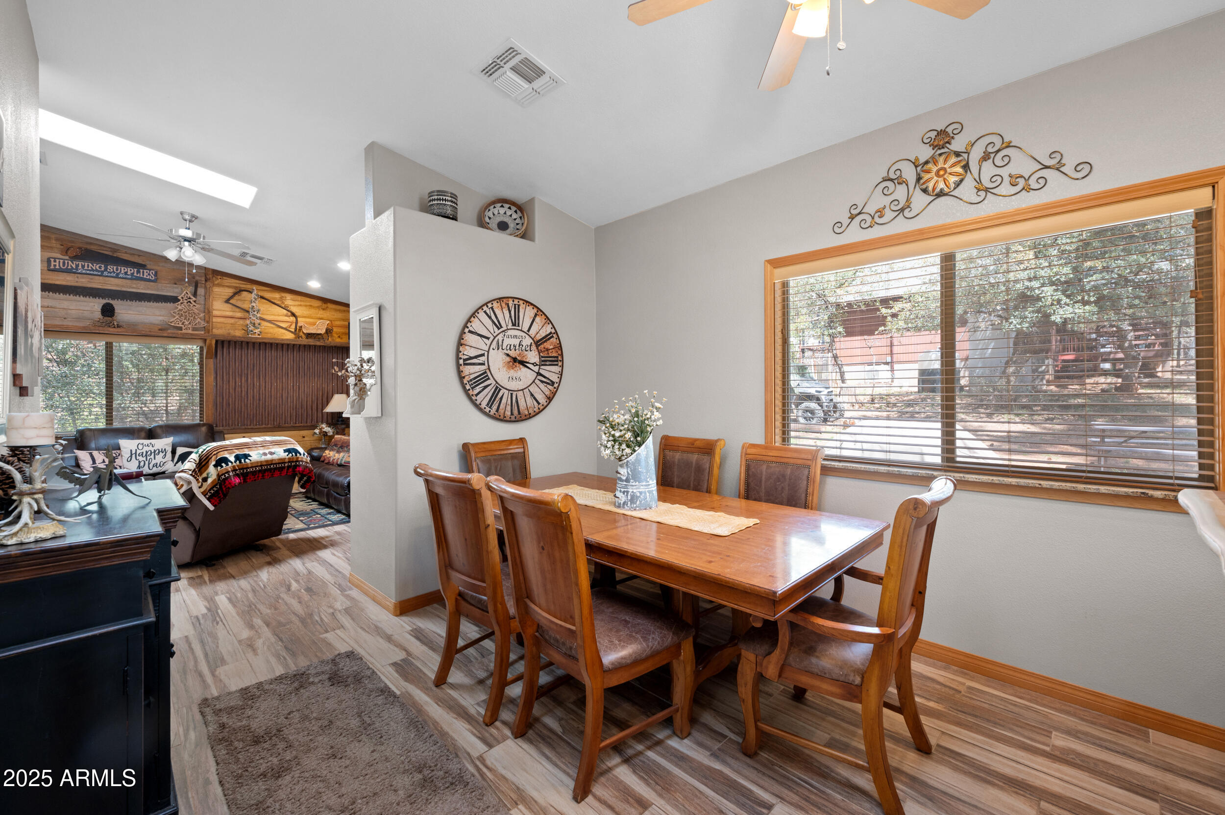 COOL PINES - Residential