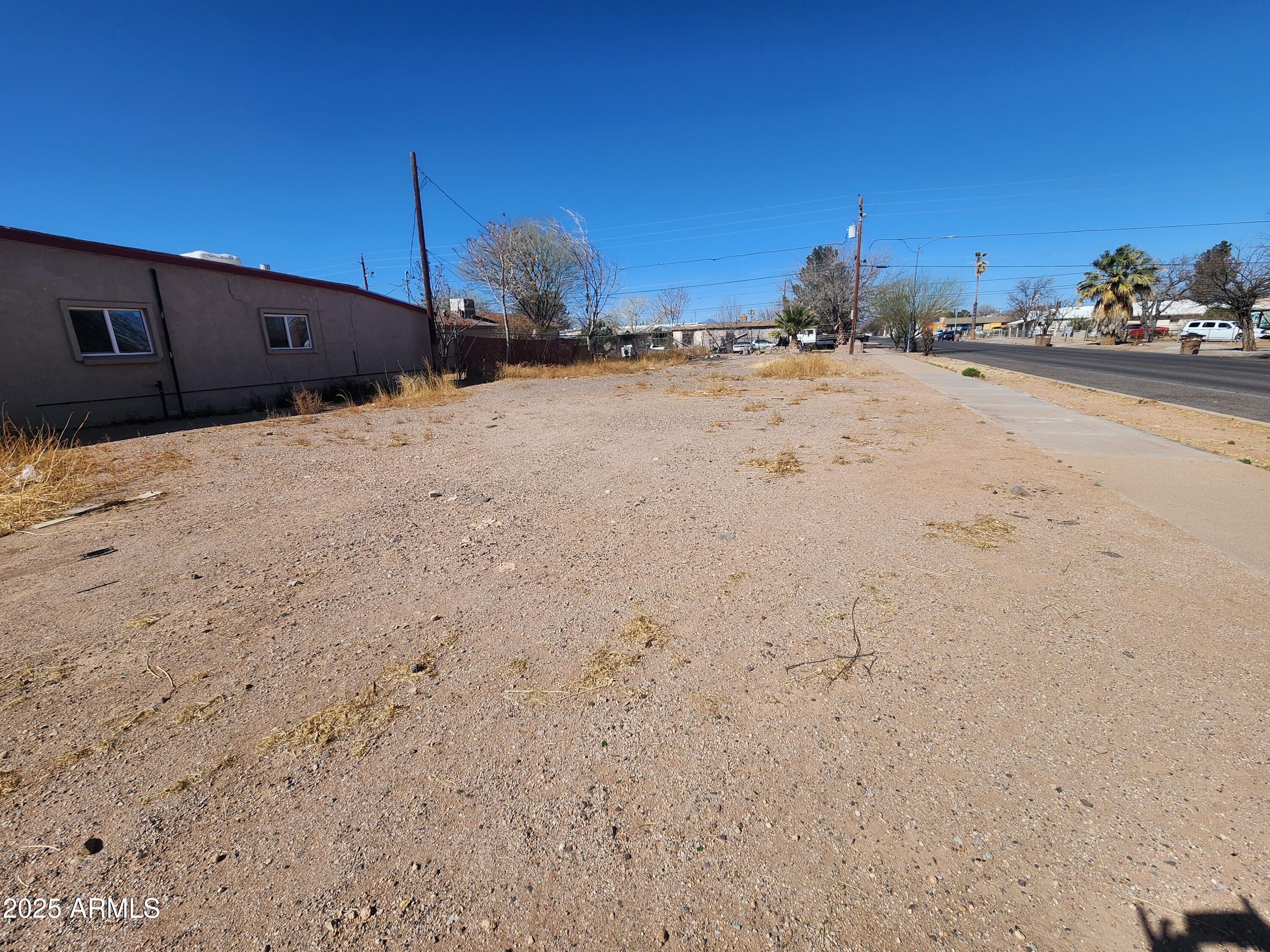 This corner lot is strategically located, surrounded by apartment complexes and commercial spaces, offering a prime opportunity for development. Zoned for multifamily use, the land is ideal for residential or mixed-use projects, making it a great investment in a growing area. With its proximity to established developments, this property provides excellent potential for future growth and profitability. It's a fantastic opportunity for developers looking to capitalize on the demand for multifamily housing and commercial spaces.