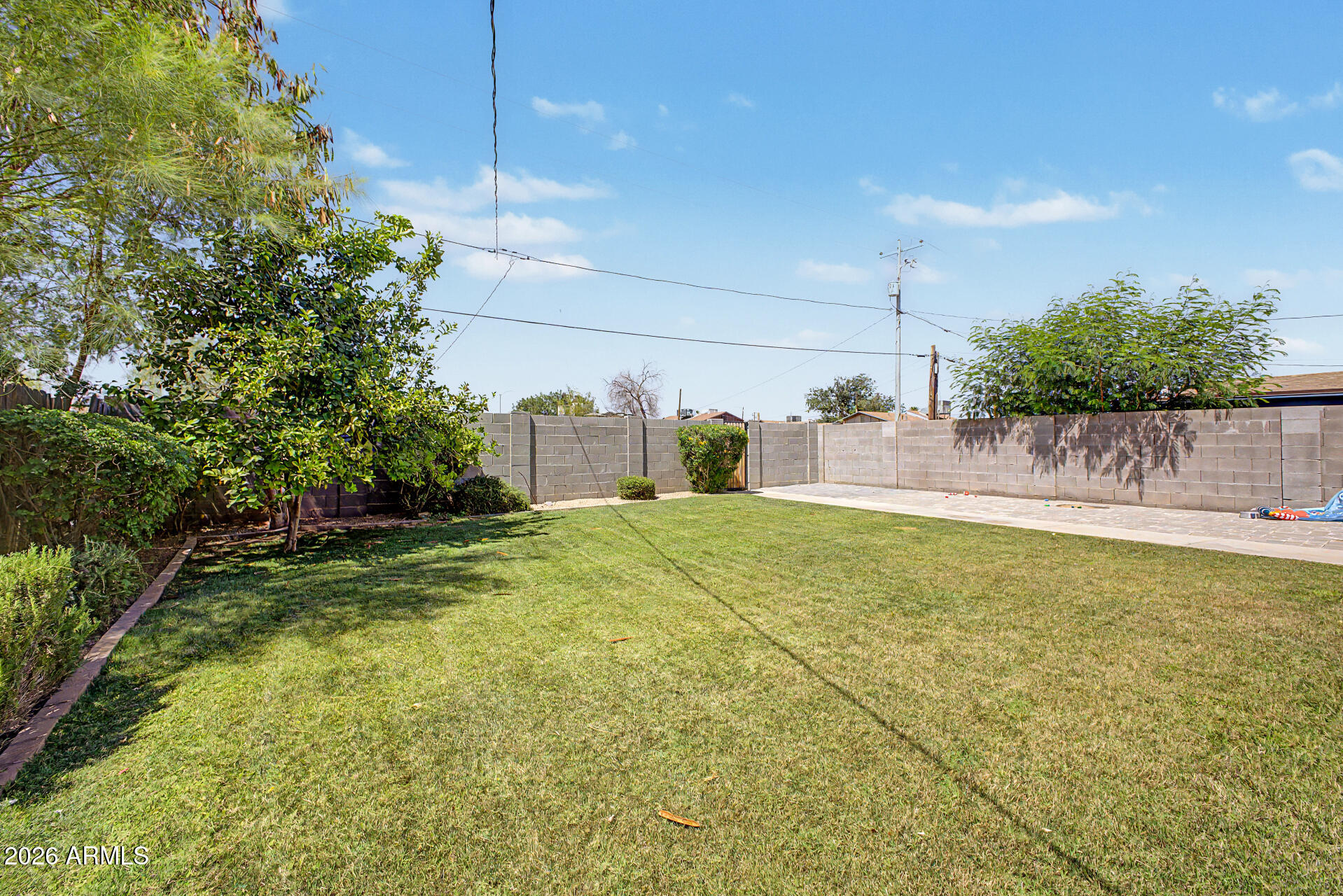 Gorgeous single level, split floor-plan, just minutes away from Downtown Phoenix, easy access to the I-10 West. This 4 beds, 2 baths beauty offers a low maintenance front yard, charming curb appeal, 2 car garage and a charming backyard.