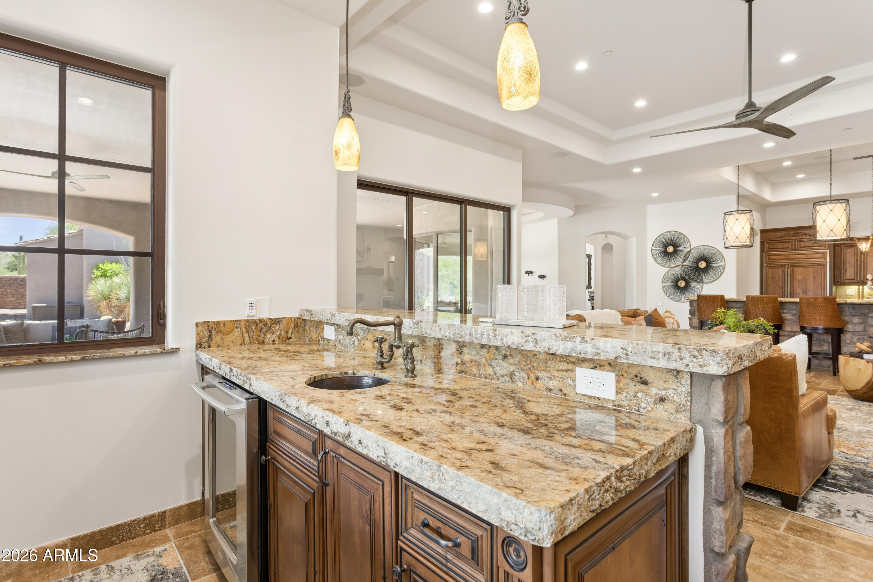 WHISPER ROCK UNIT 1 - Residential