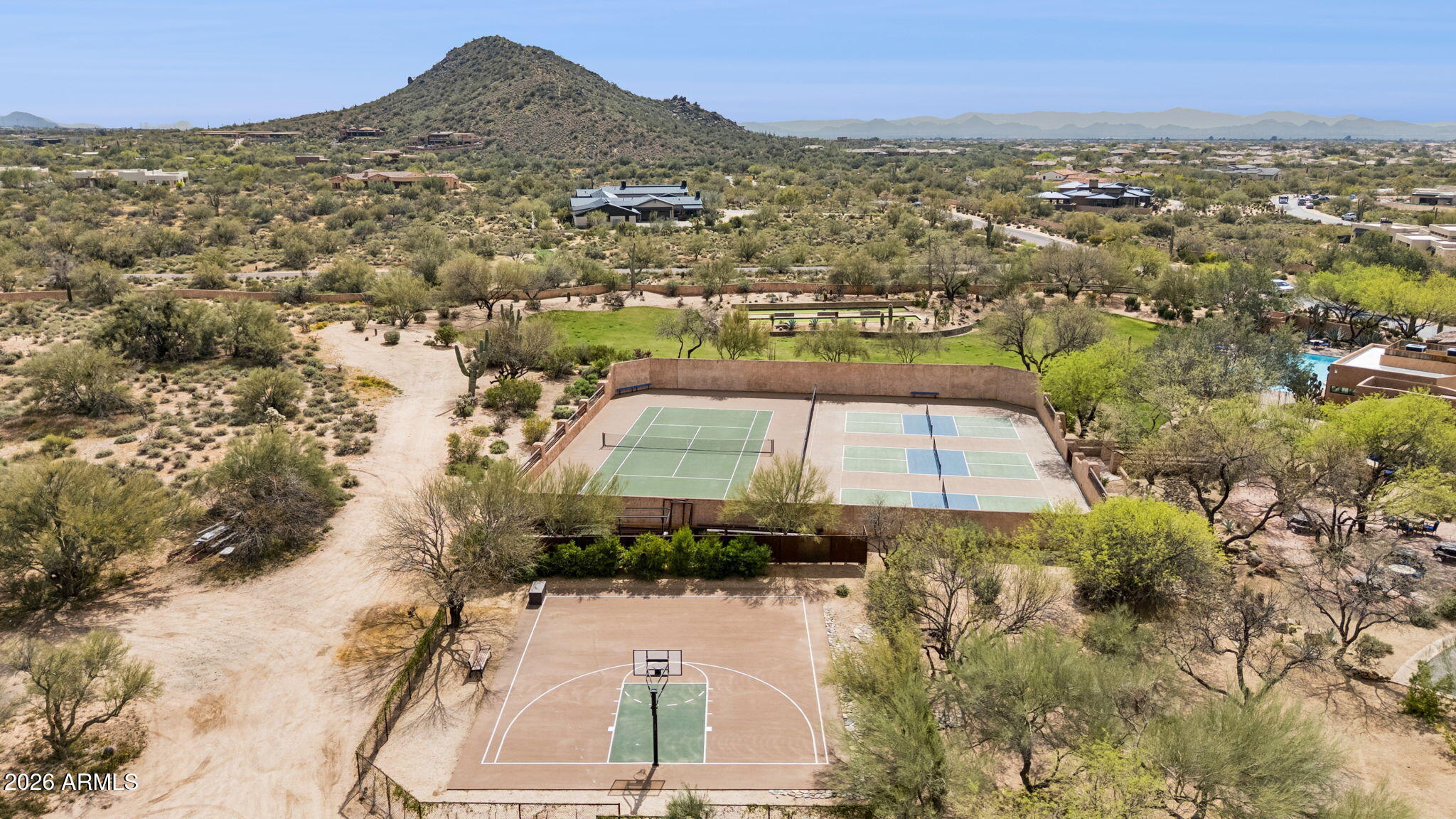 WHISPER ROCK UNIT 1 - Residential