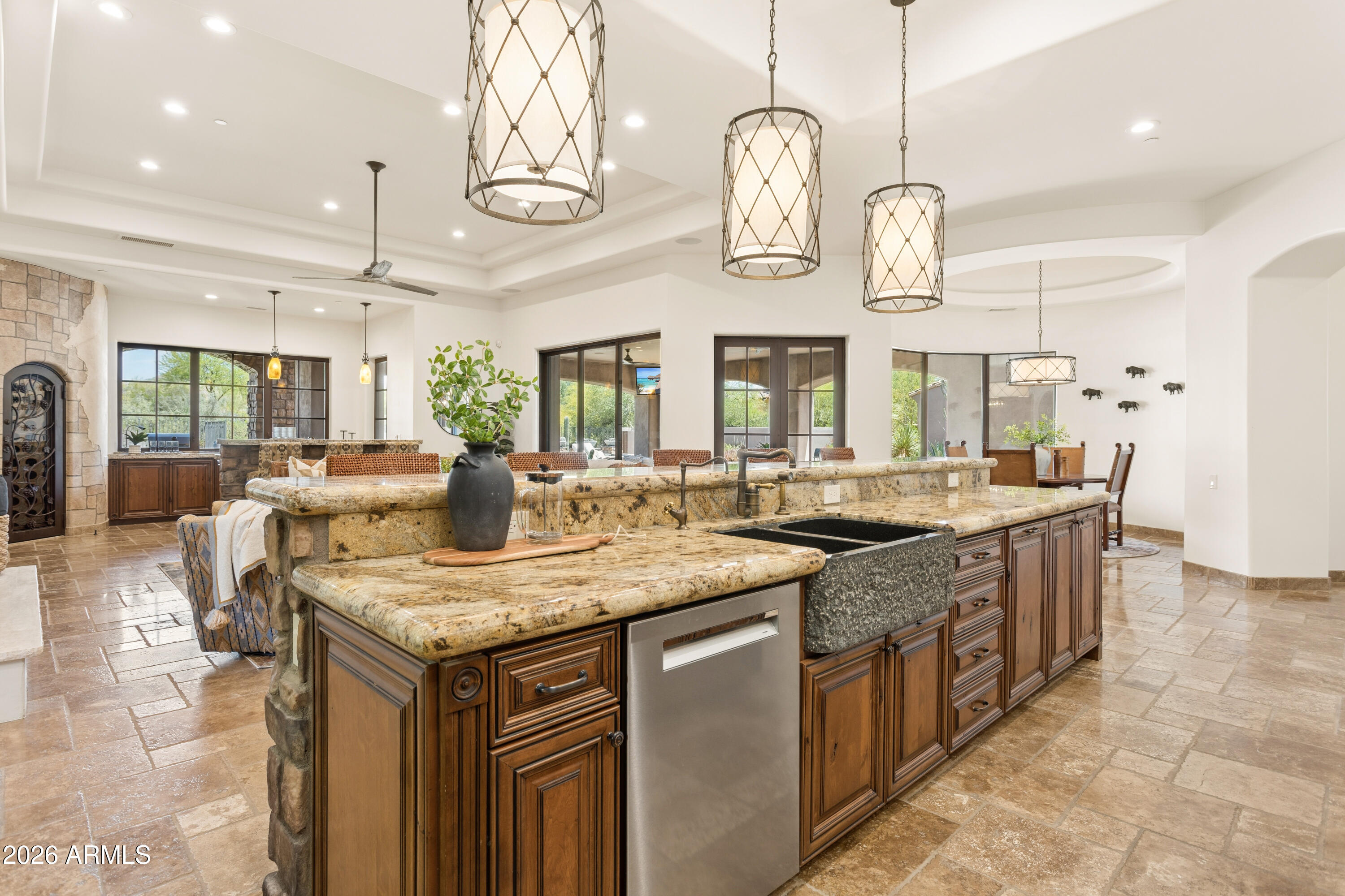 WHISPER ROCK UNIT 1 - Residential