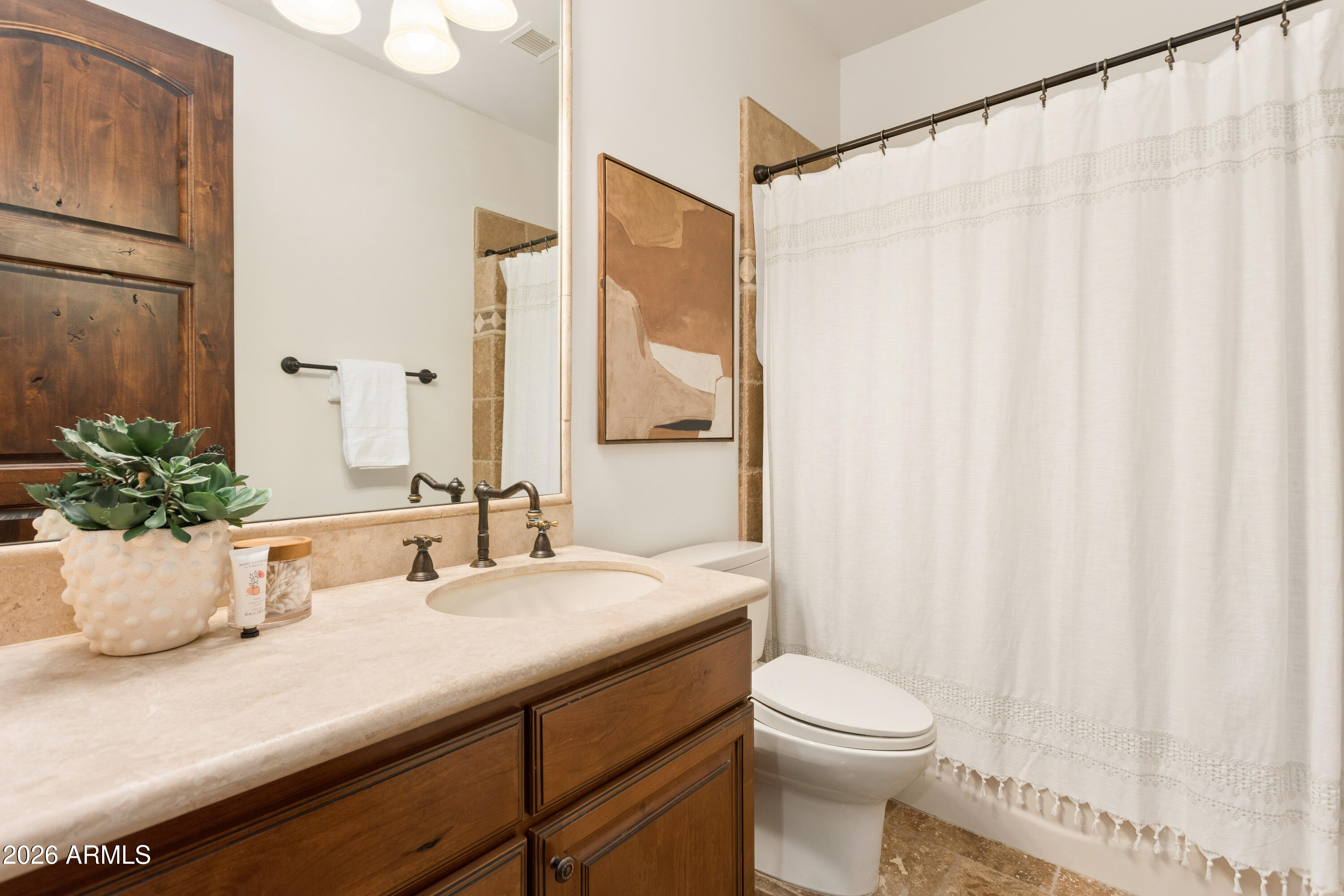 WHISPER ROCK UNIT 1 - Residential