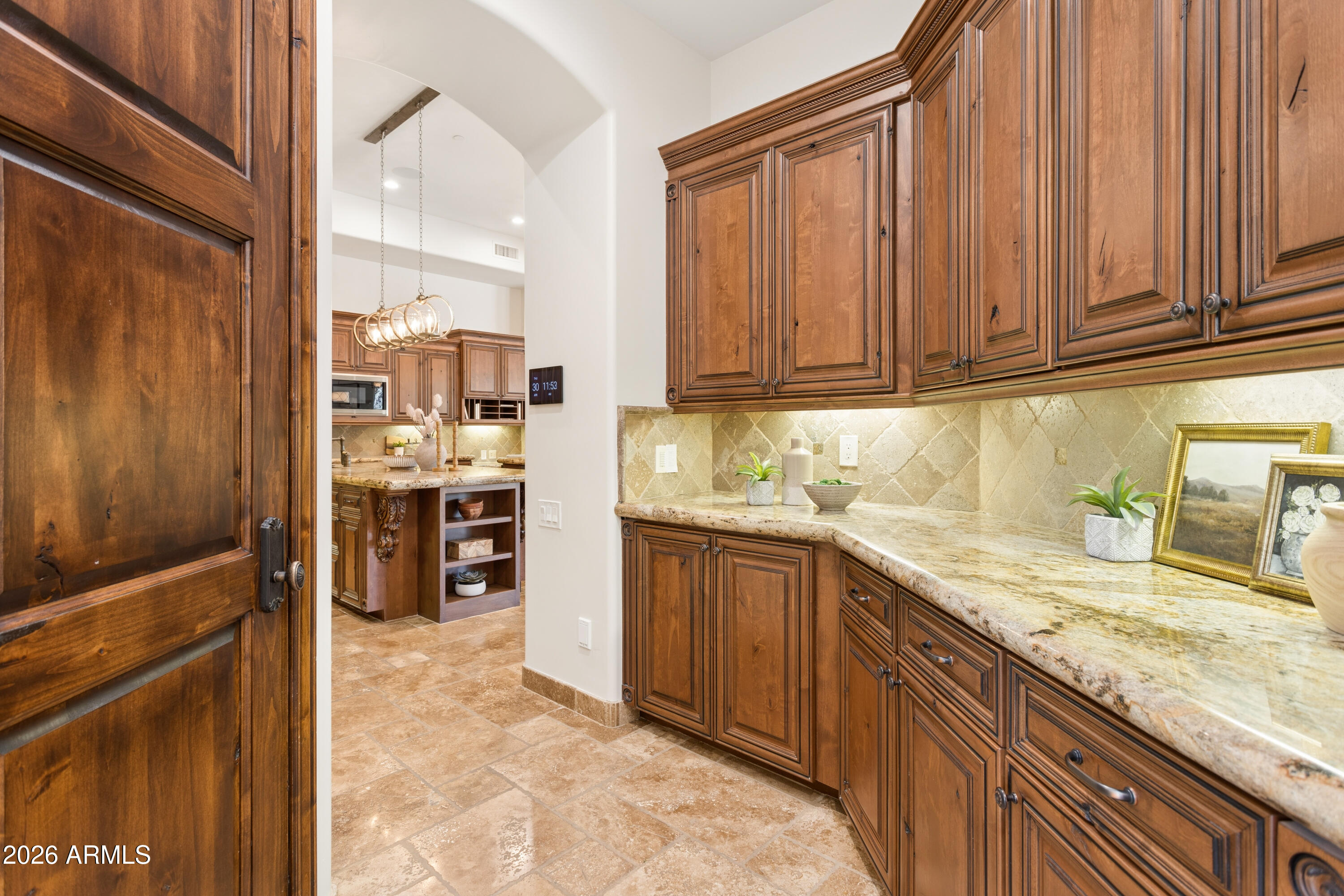 WHISPER ROCK UNIT 1 - Residential