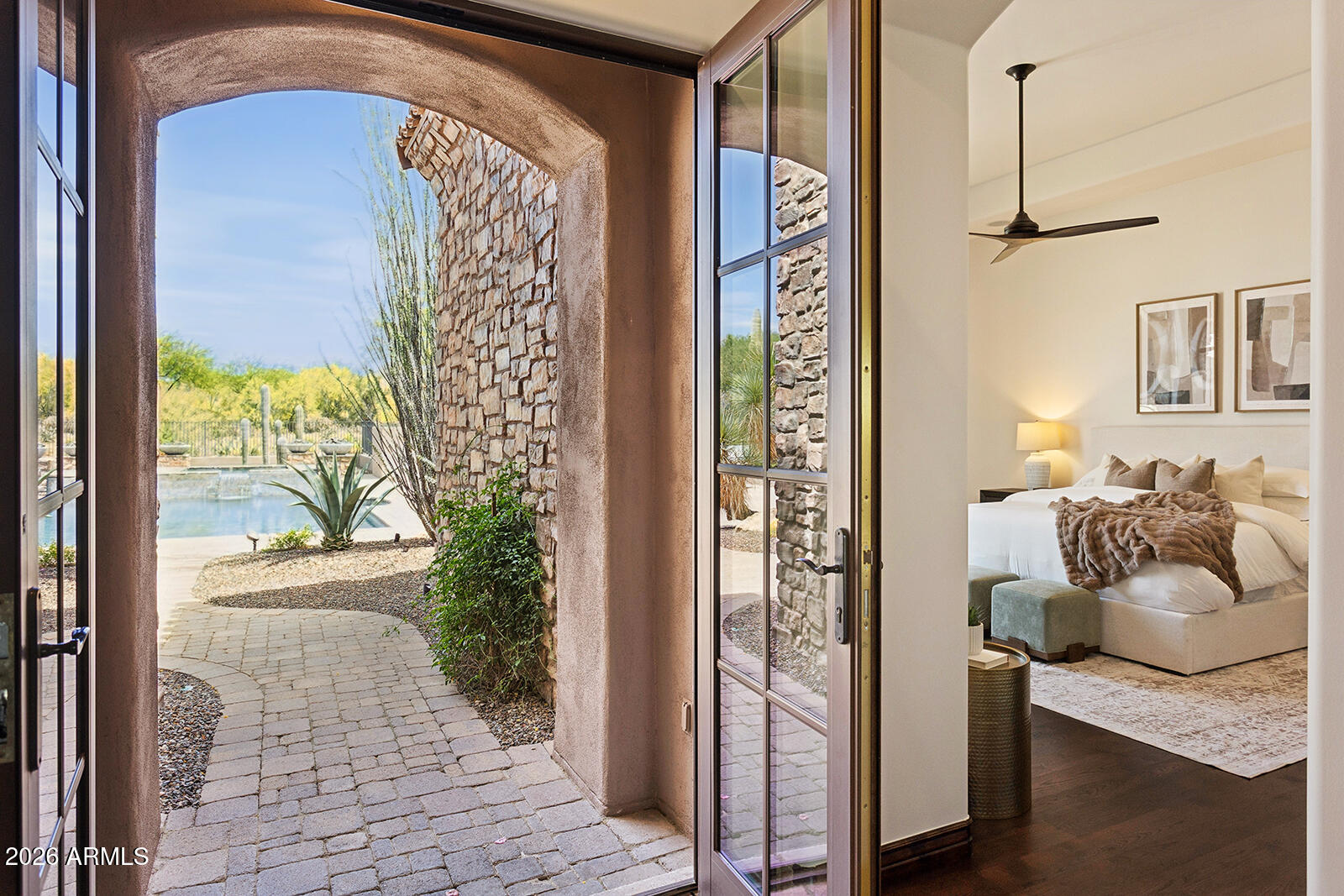 WHISPER ROCK UNIT 1 - Residential