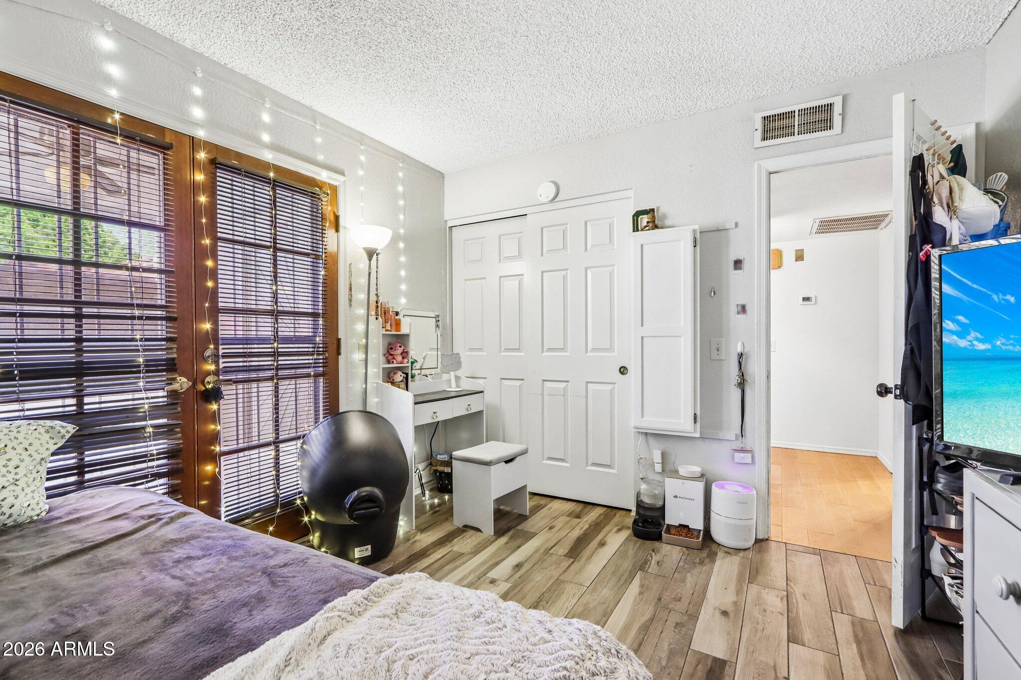 MISSION SQUARE - Residential