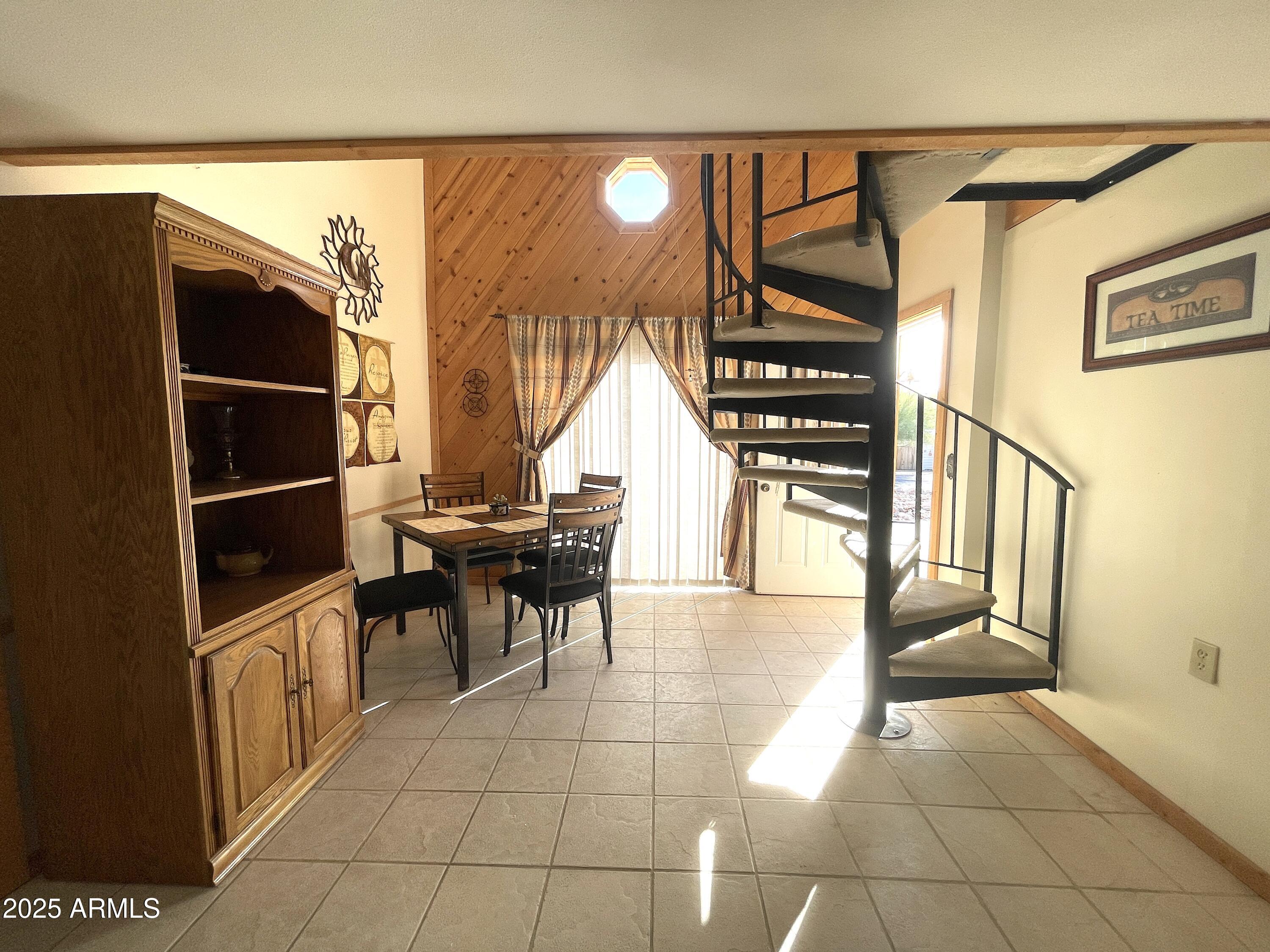 QUEEN VALLEY ESTATES UNIT SEVEN - Residential