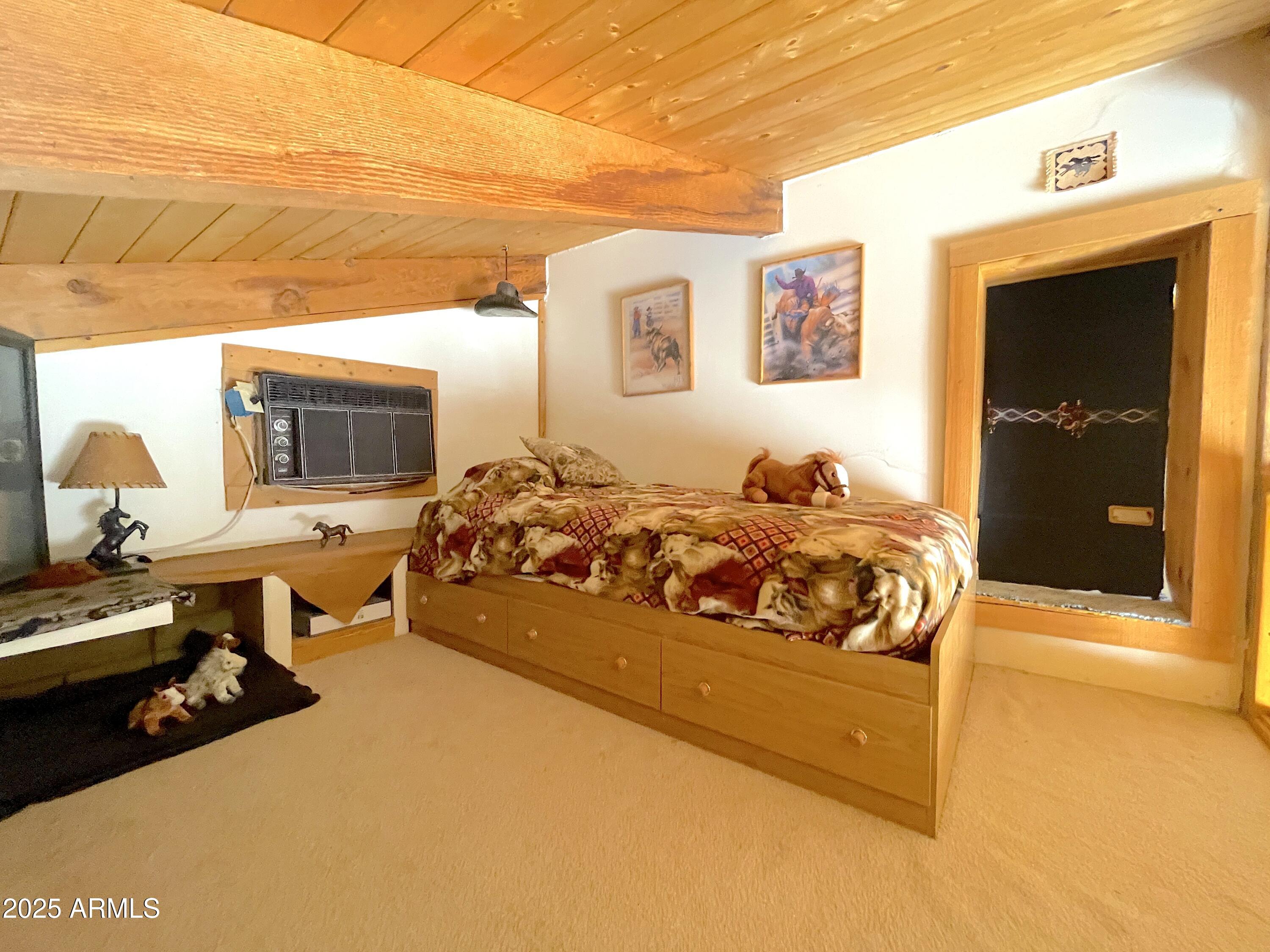 QUEEN VALLEY ESTATES UNIT SEVEN - Residential