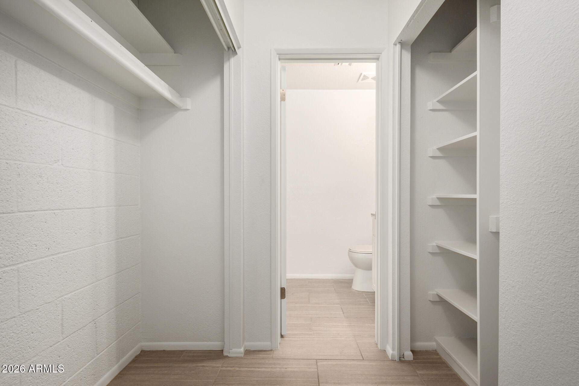 COUNTRY MEADOWS TOWNHOUSES - Residential