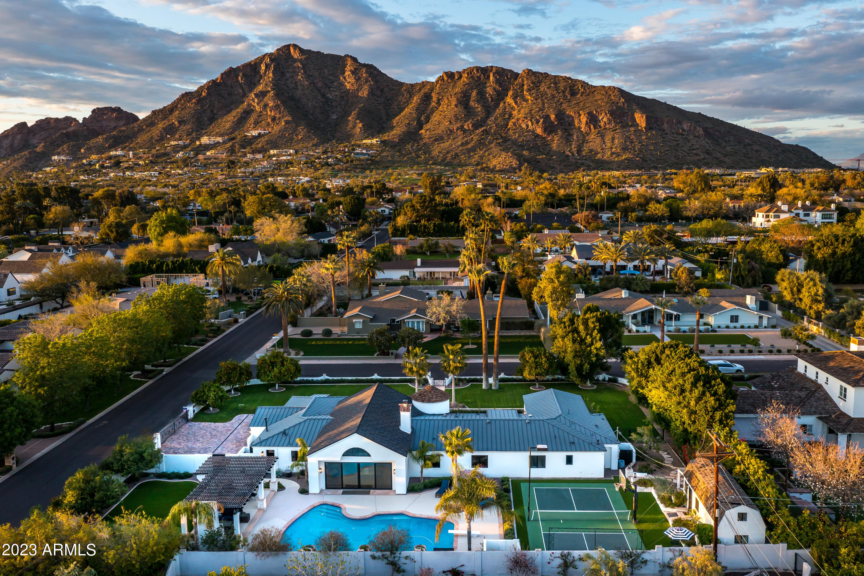 METES & BOUNDS - Residential