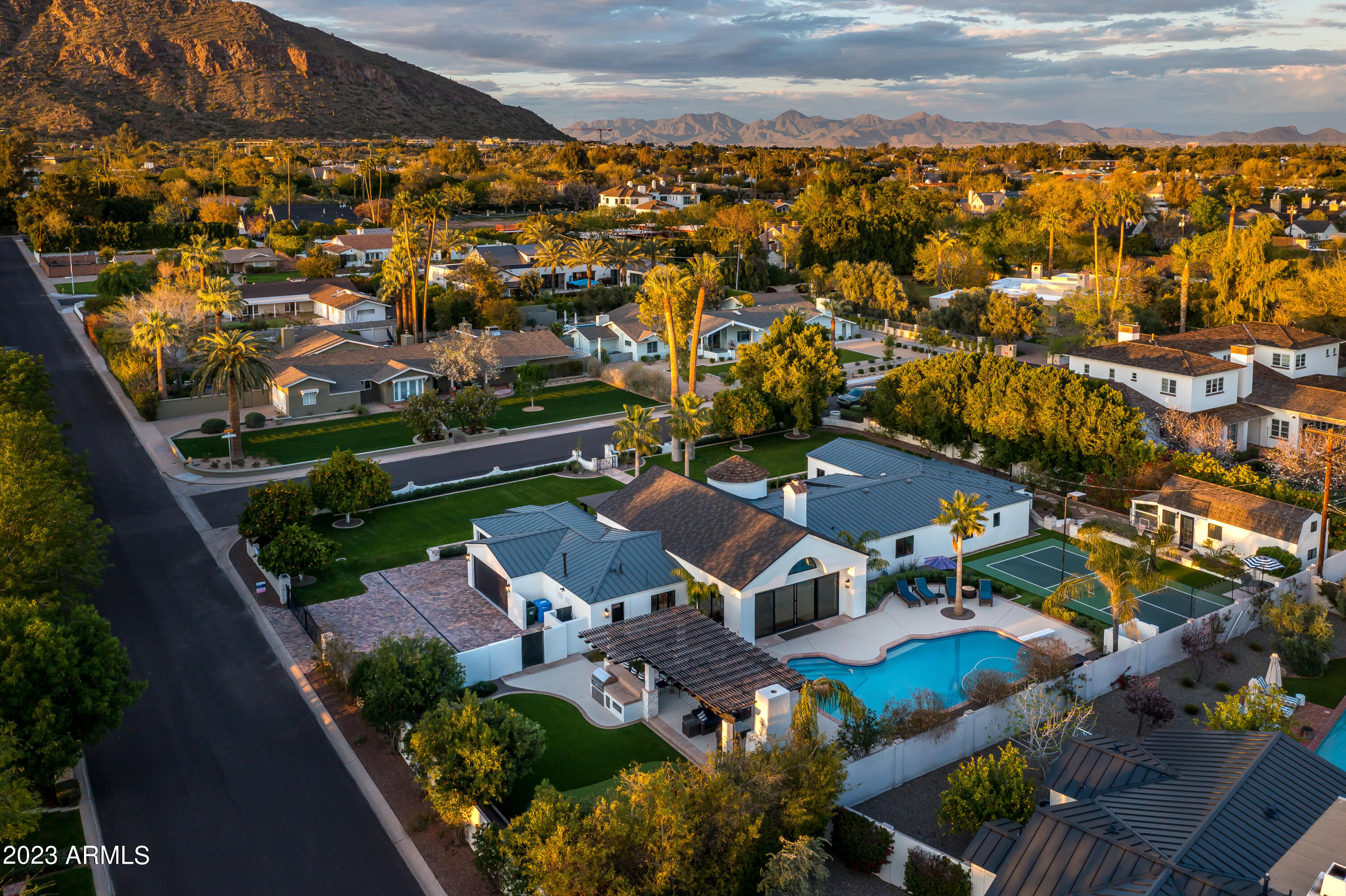 METES & BOUNDS - Residential