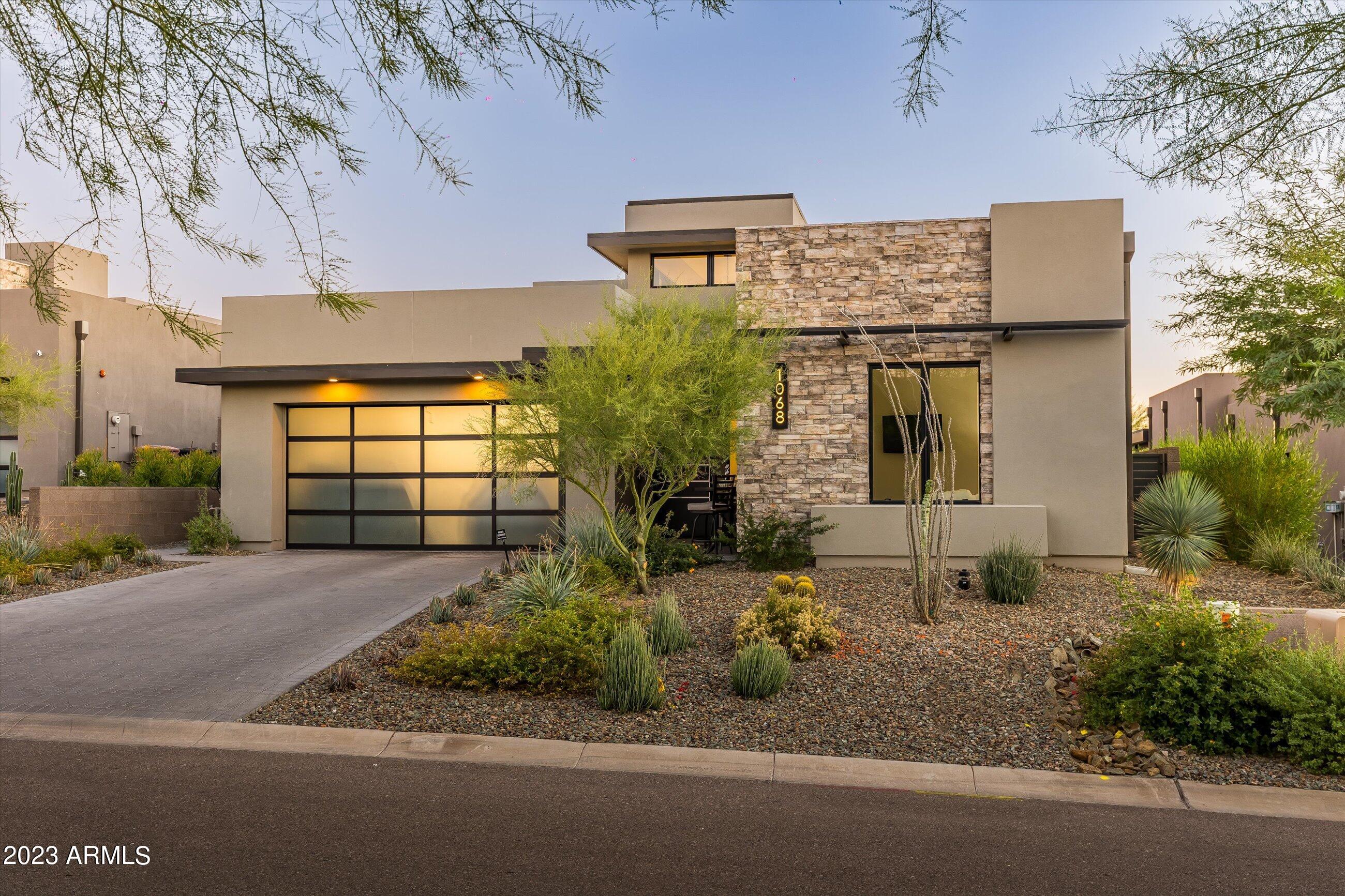 DESERT MOUNTAIN - Residential